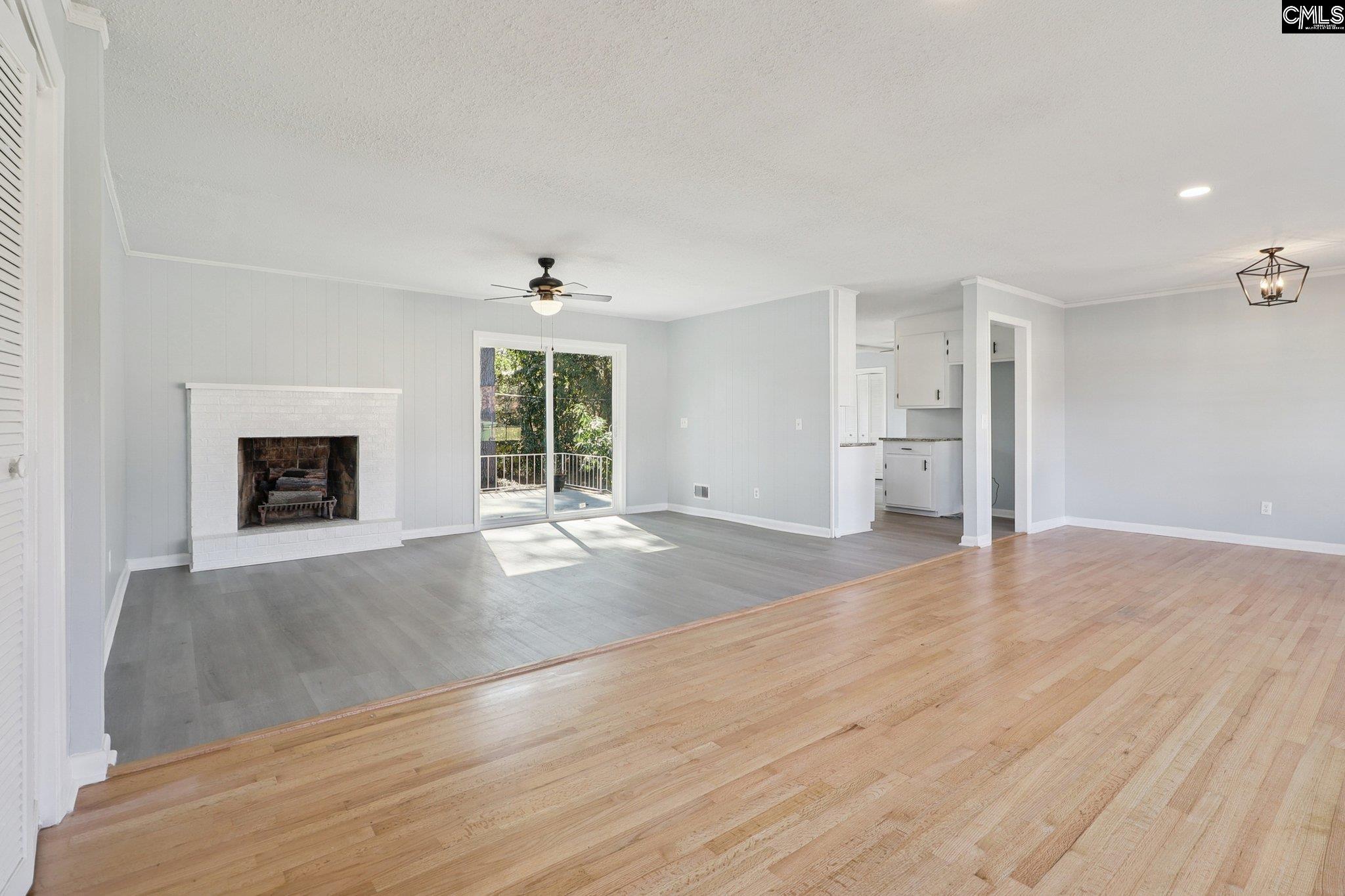 216 Meadowbury Drive