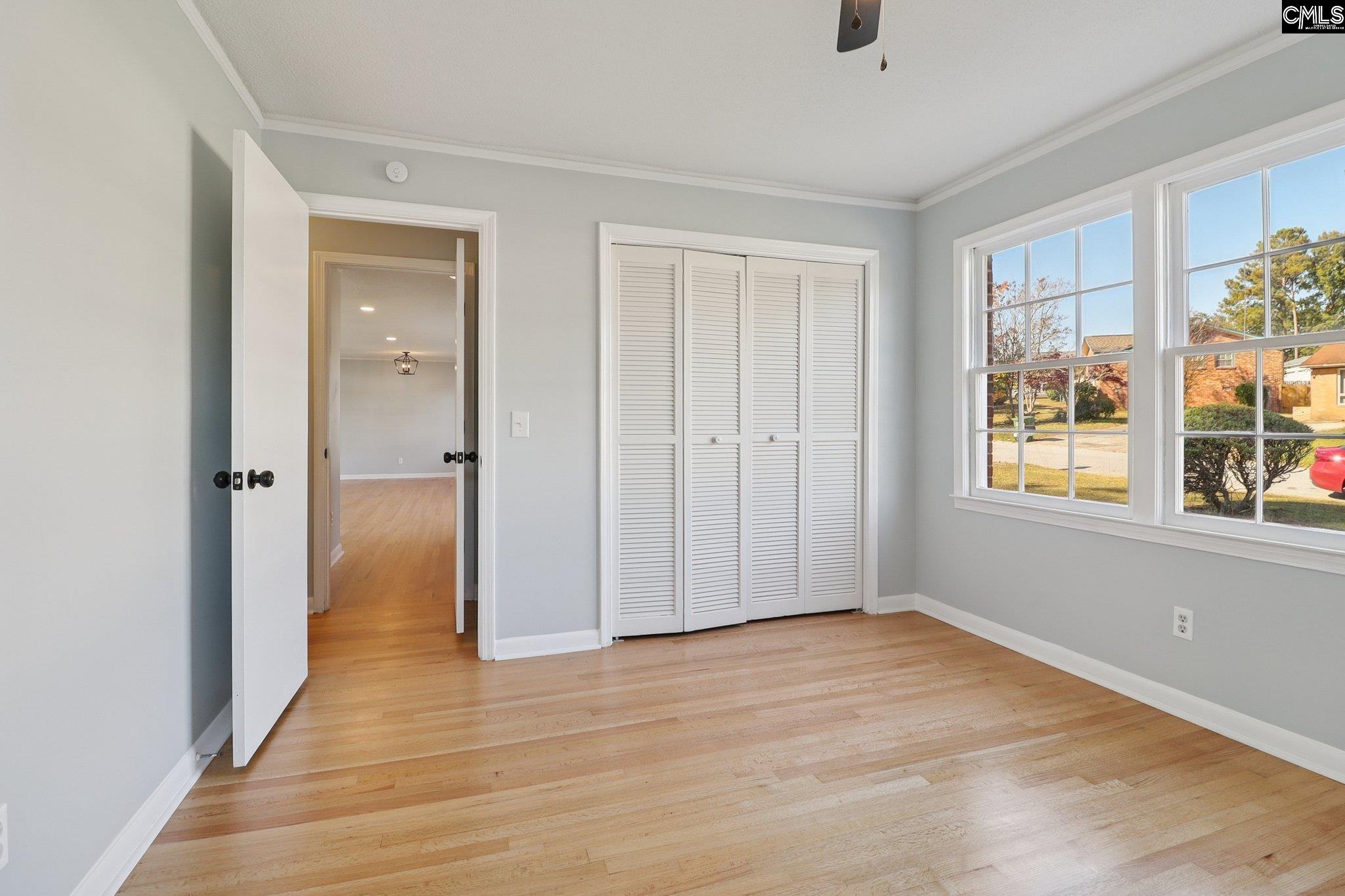 216 Meadowbury Drive