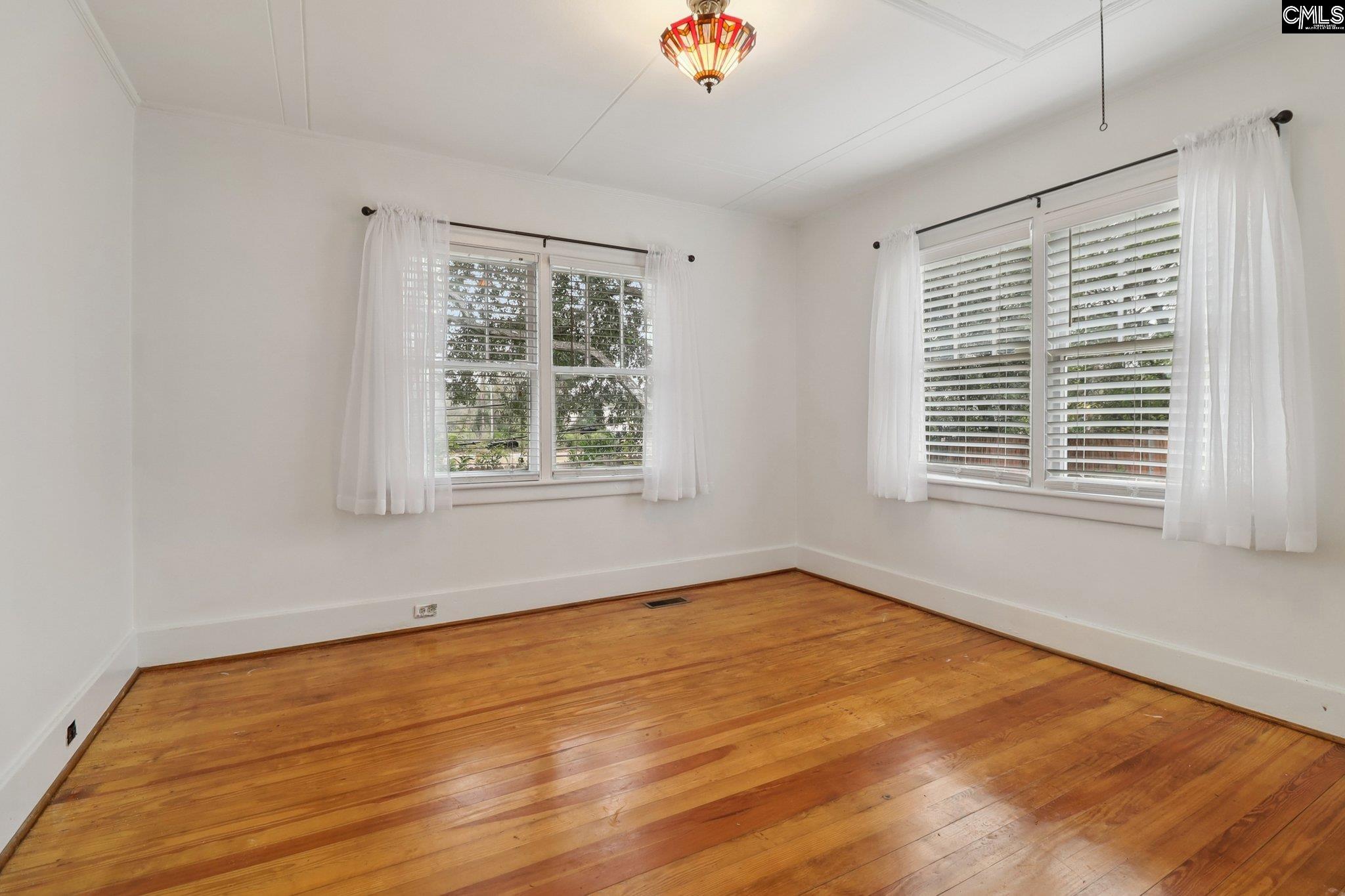 1714 Carolina Drive SW