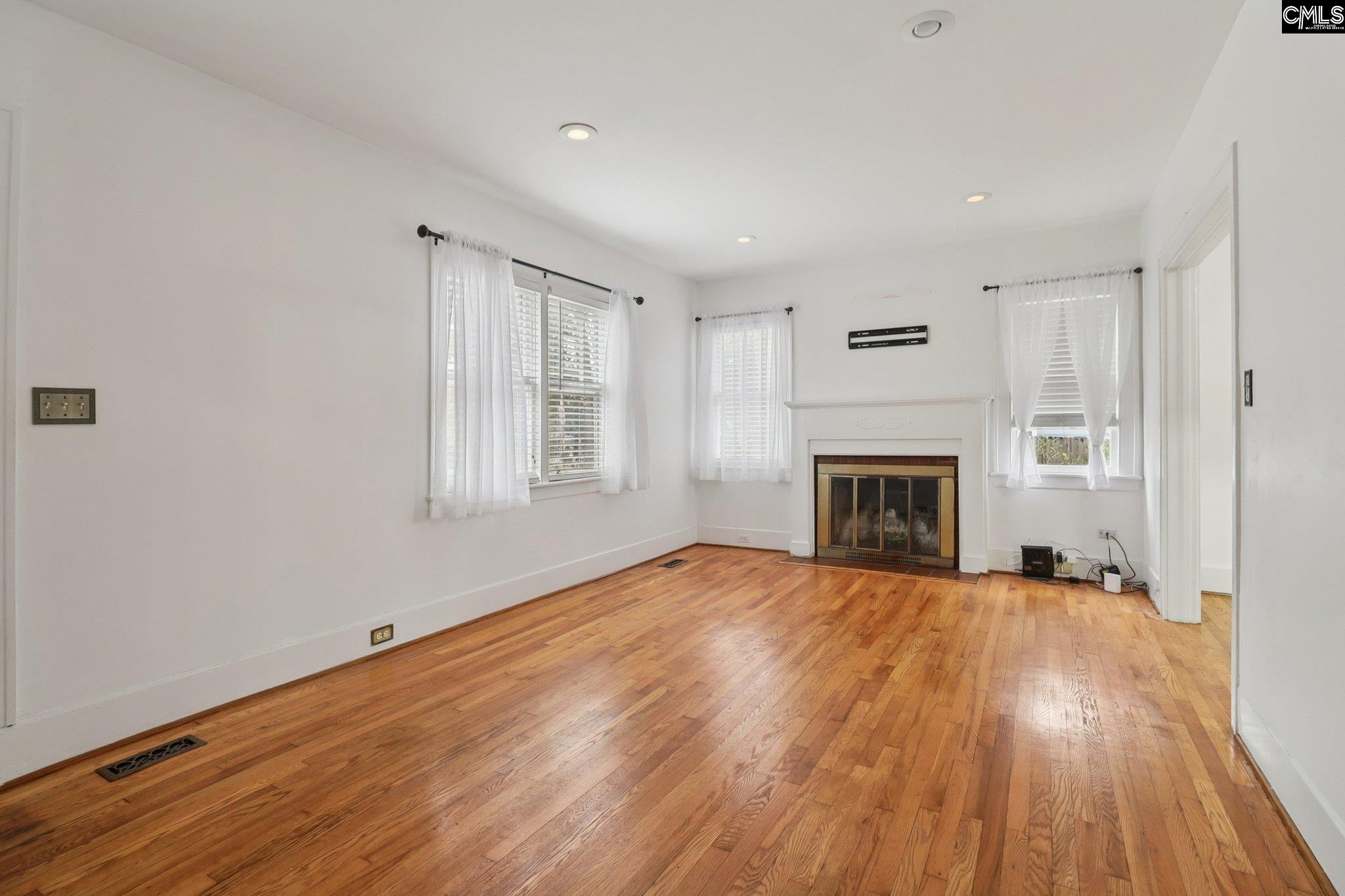 1714 Carolina Drive SW