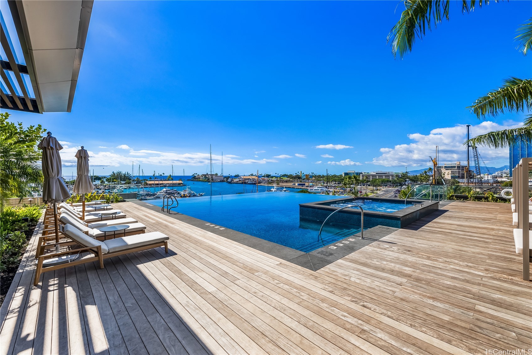 1100 Ala Moana Boulevard 600