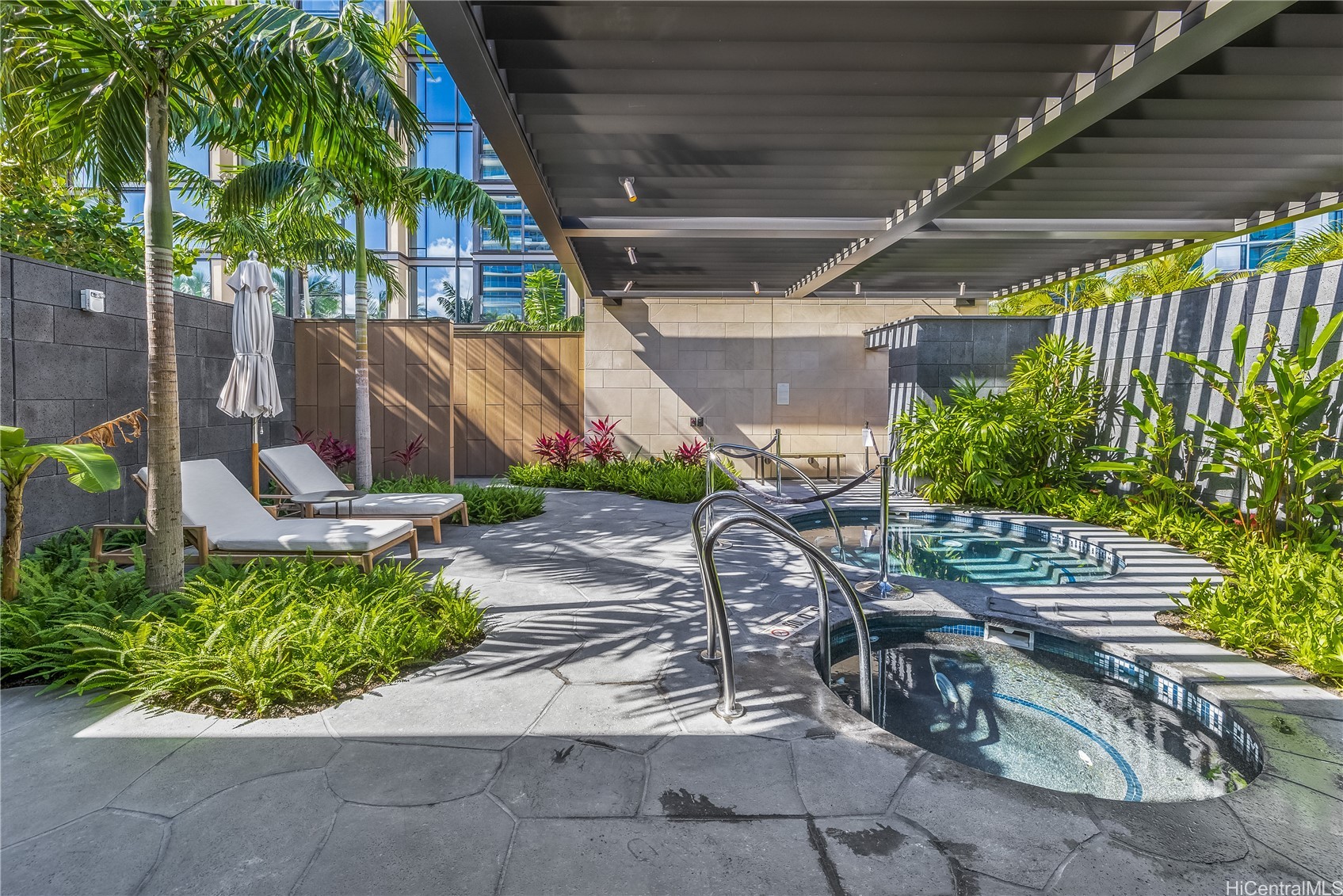 1100 Ala Moana Boulevard 600
