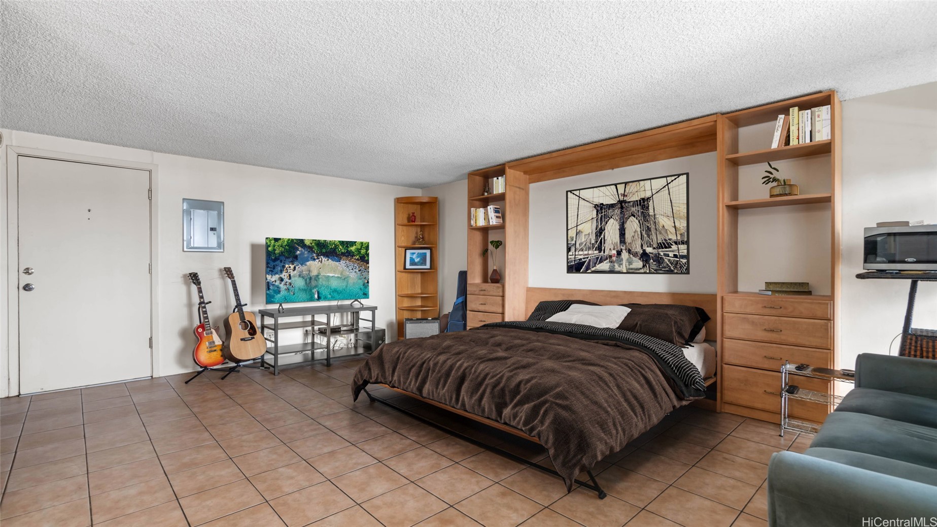 824 Kinau Street 1211