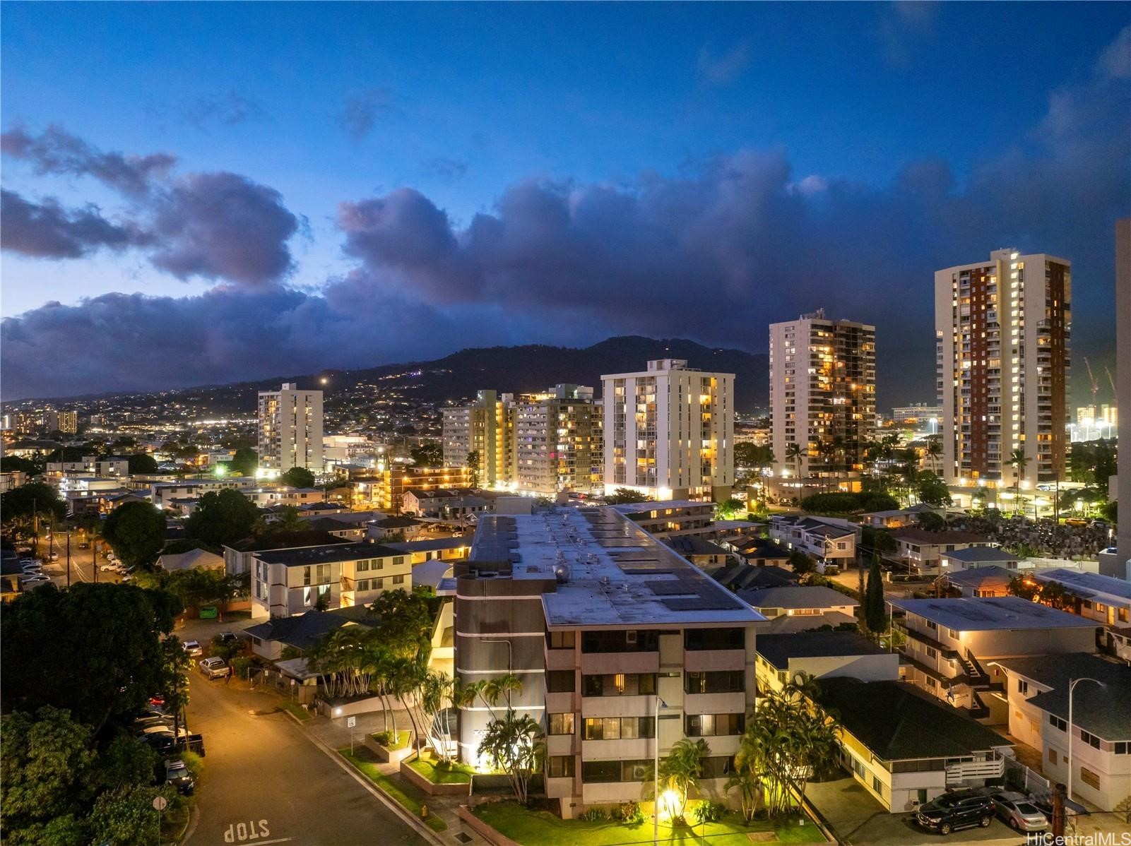 2599 Kapiolani Boulevard 360