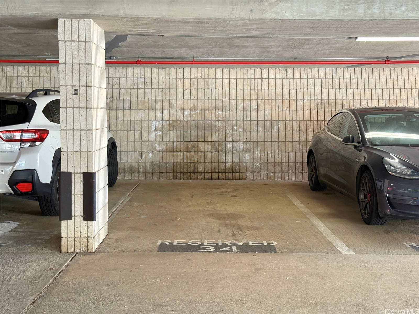 2860 Waialae Avenue 4