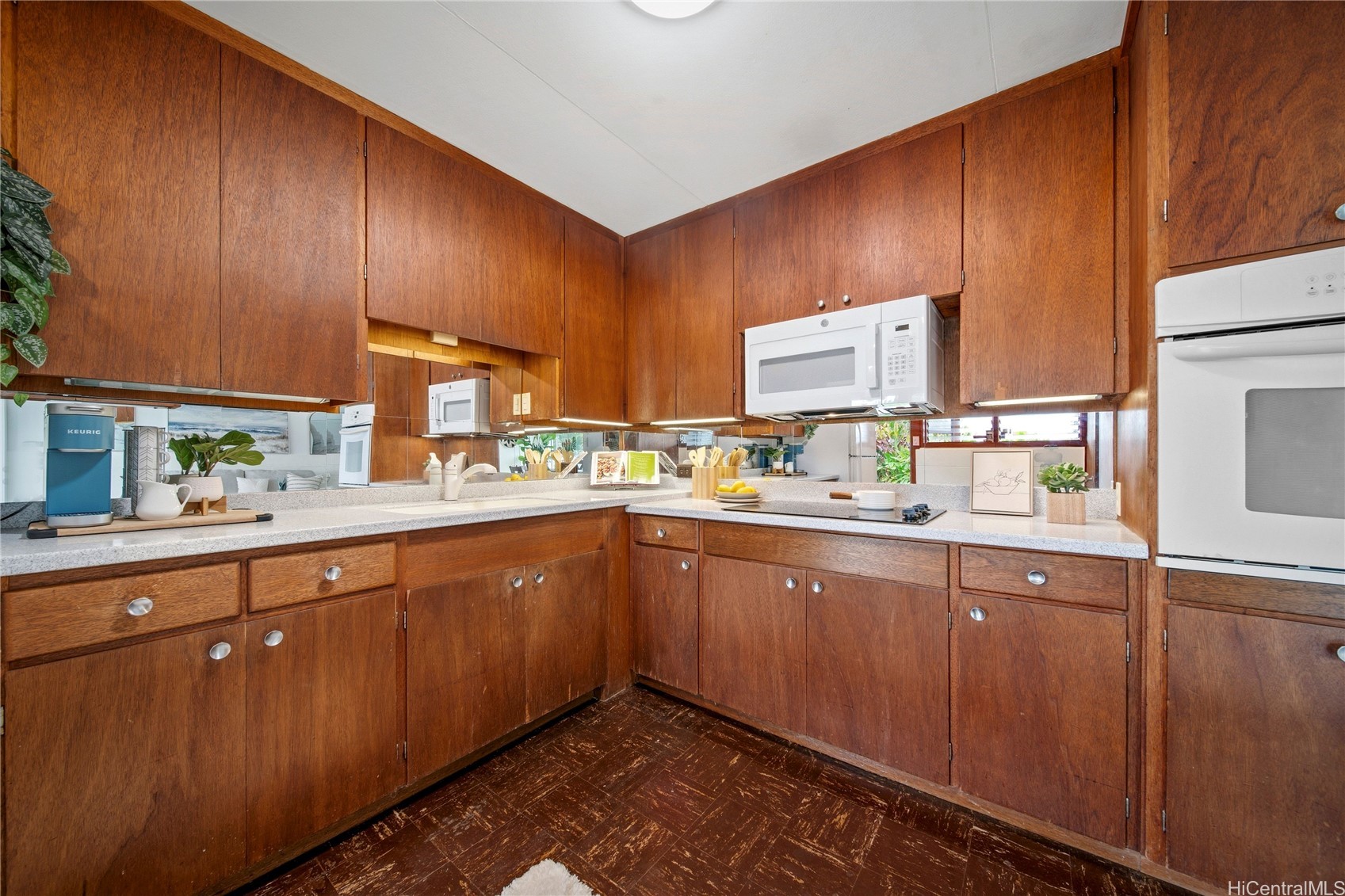 45-020 Malulani Street