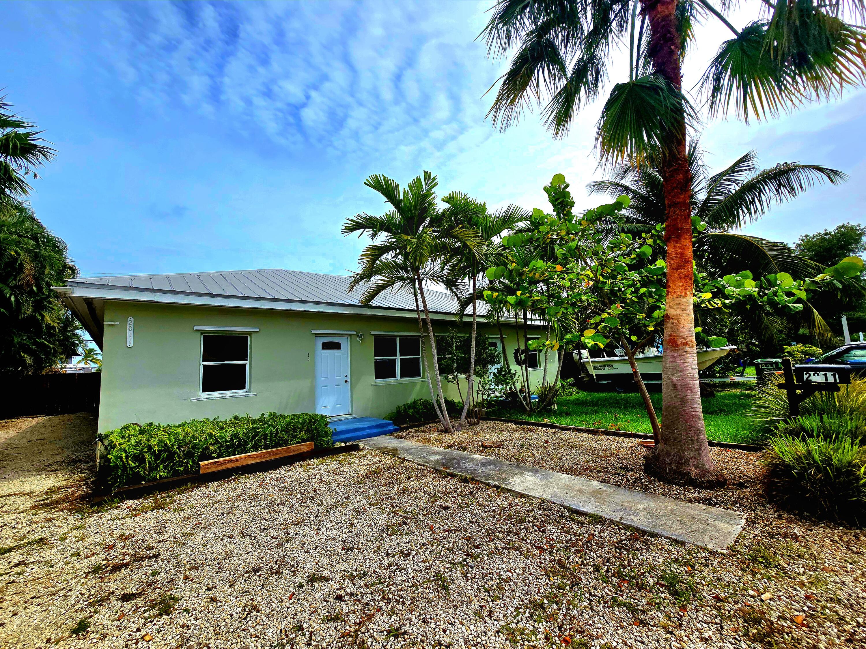 2011 Roosevelt Drive
