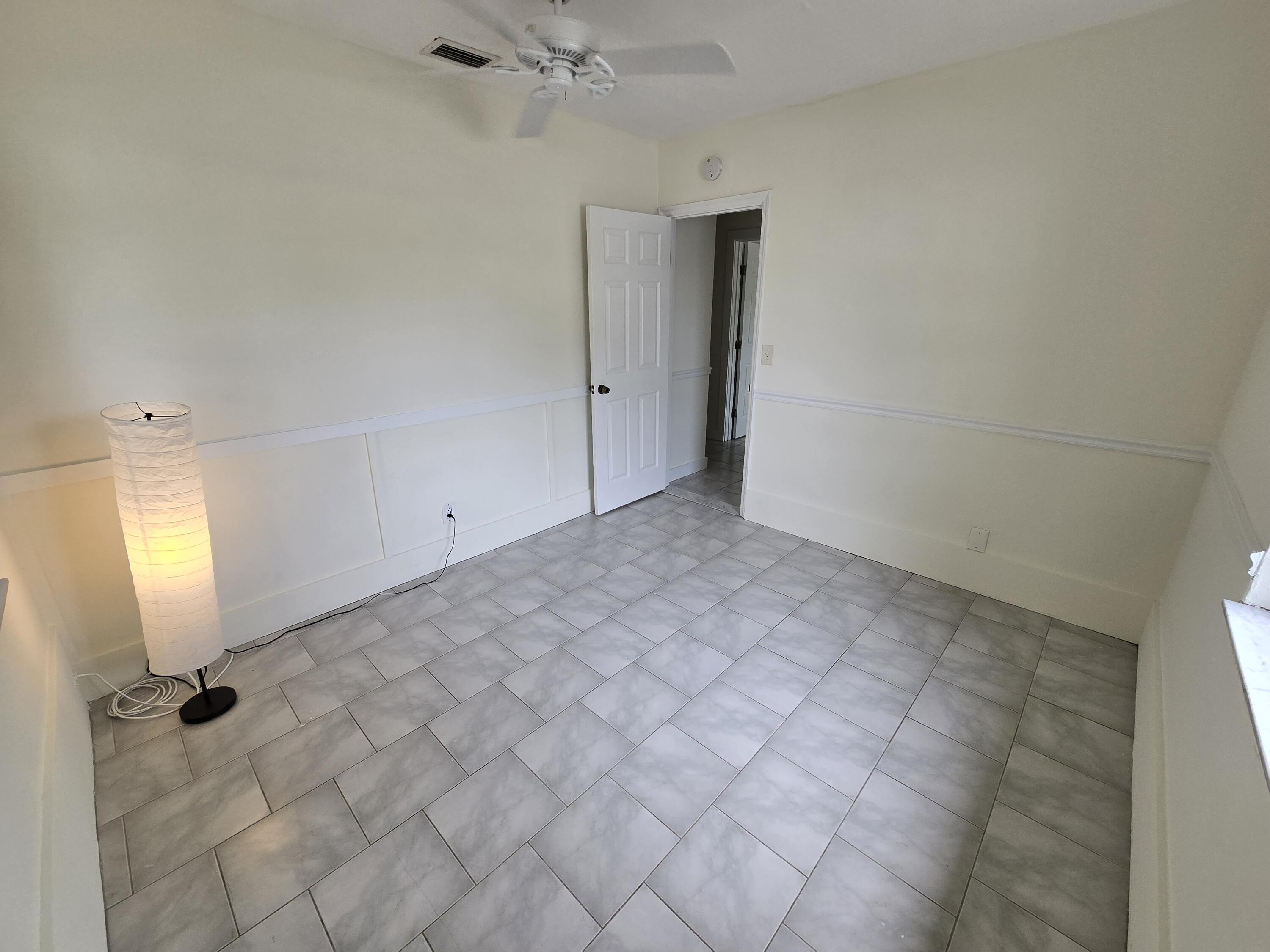 2011 Roosevelt Drive