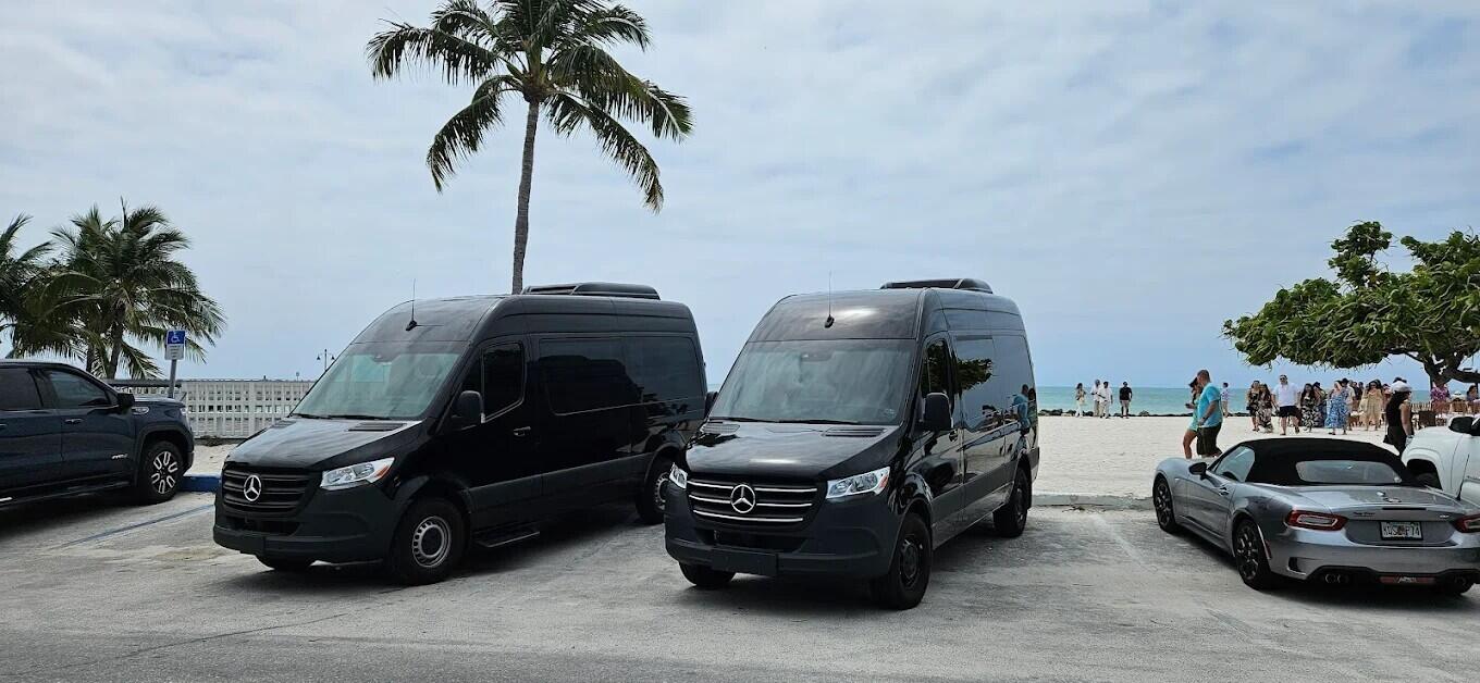 5582 1st Avenue Unit: 204