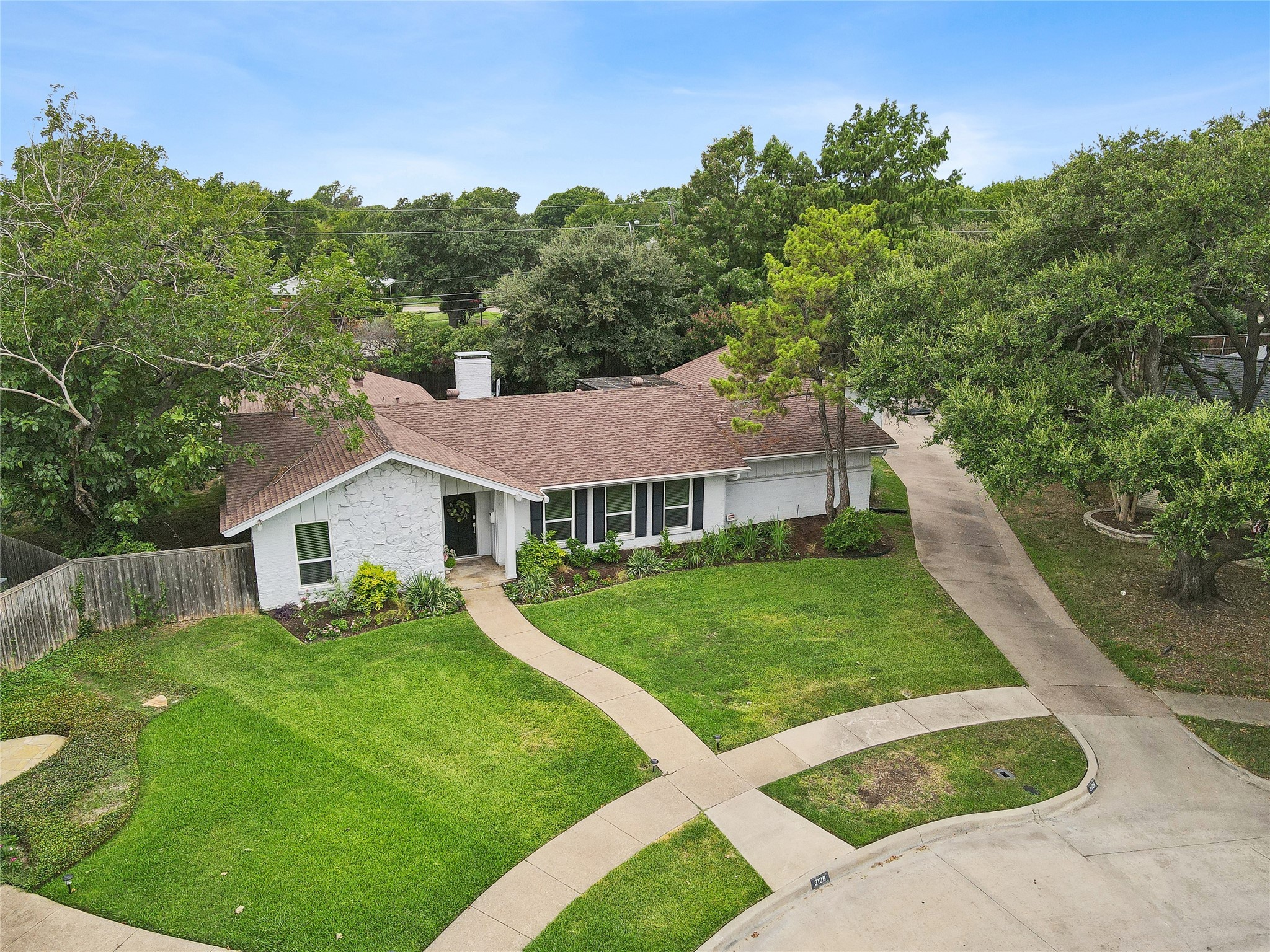 3106 La Kenta Circle