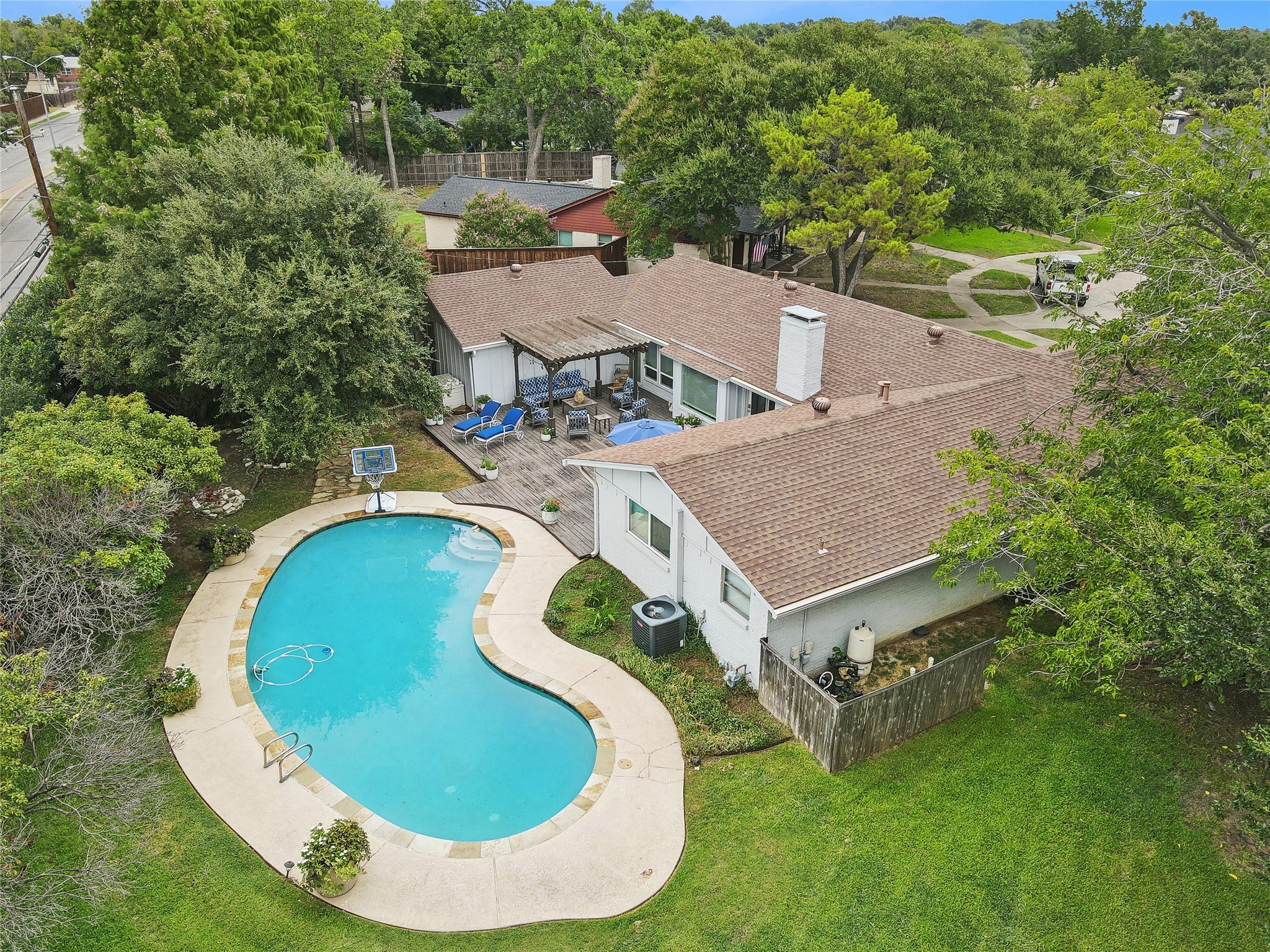 3106 La Kenta Circle