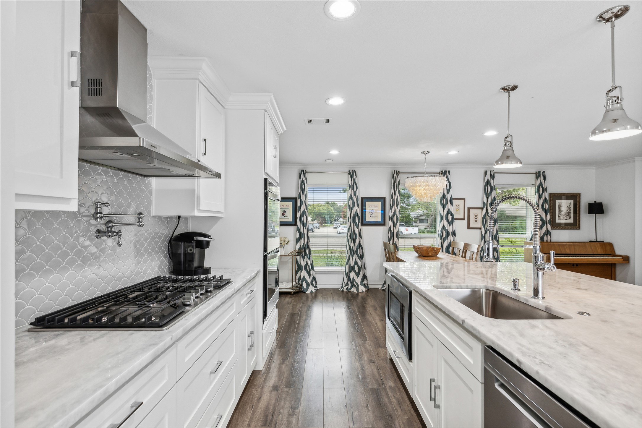 3106 La Kenta Circle