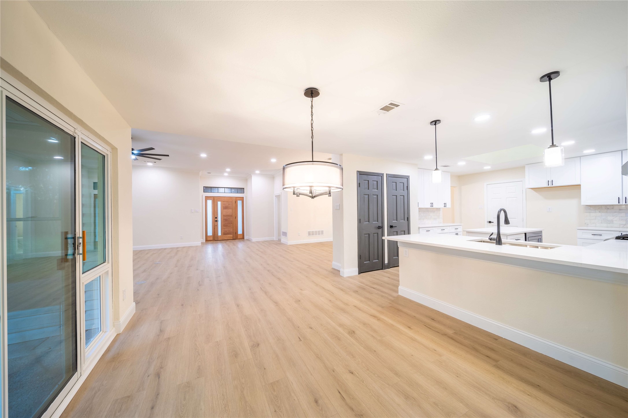 5813 Gallant Fox Lane