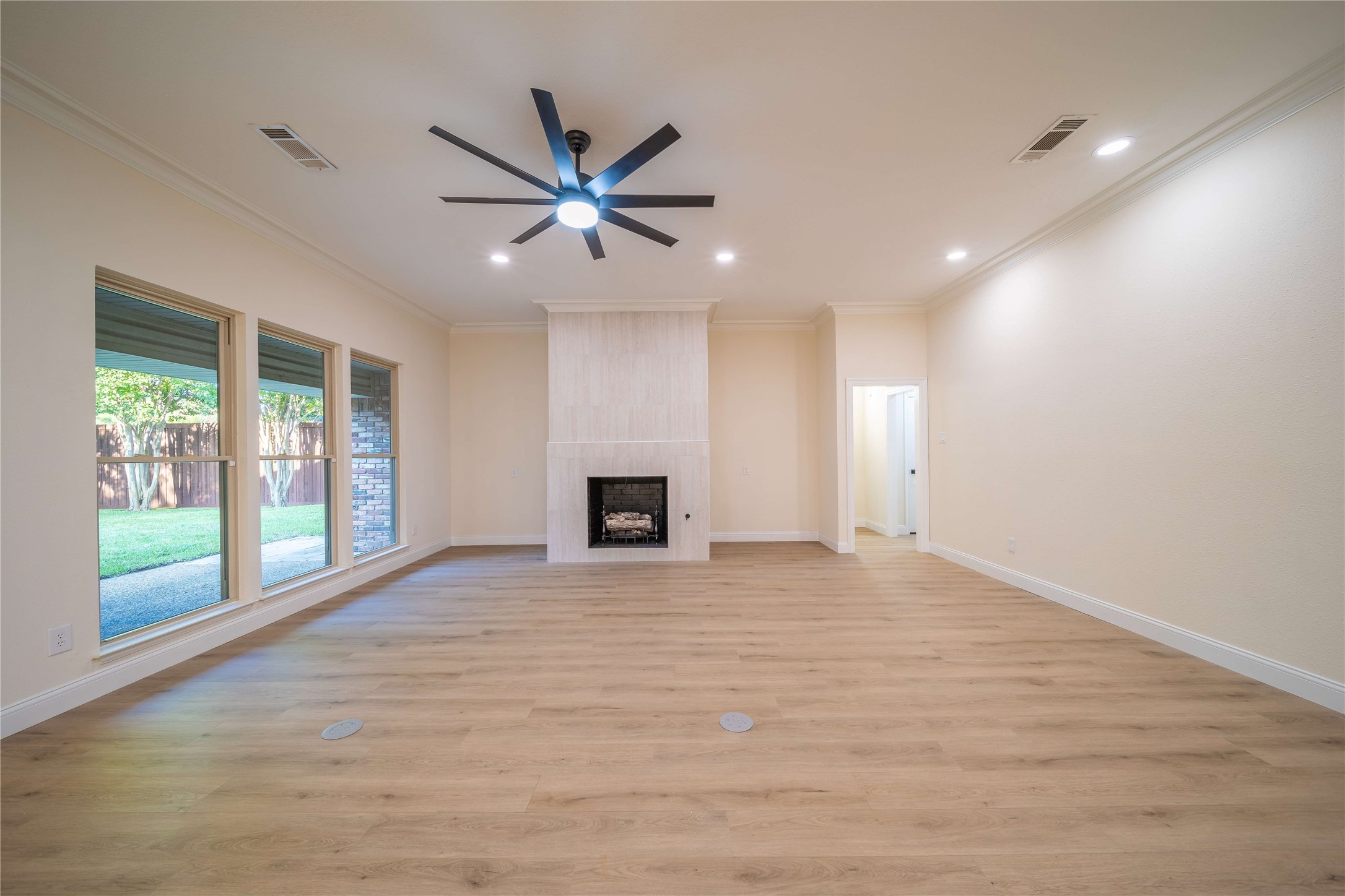 5813 Gallant Fox Lane