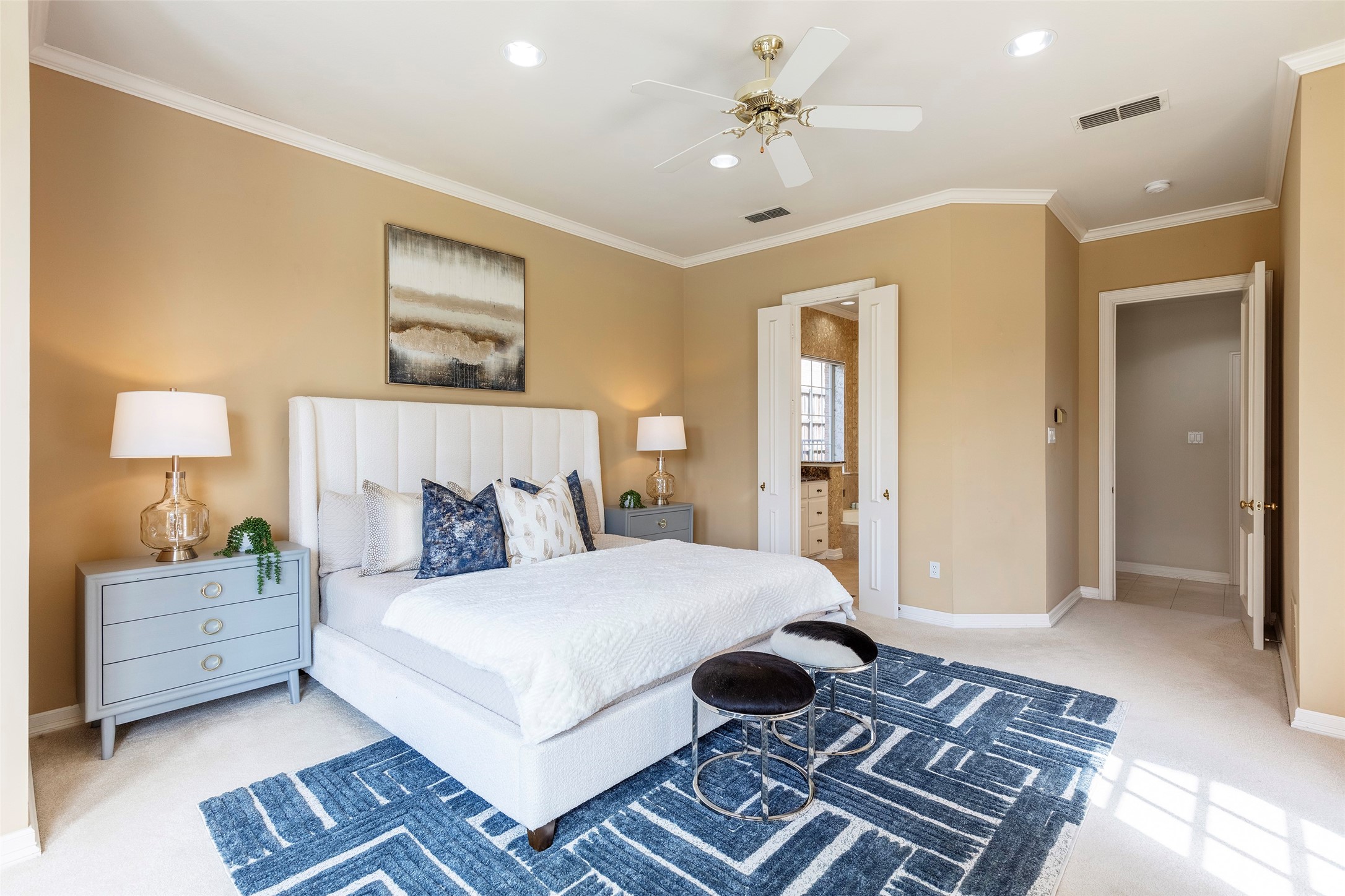 5524 Weatherby Lane