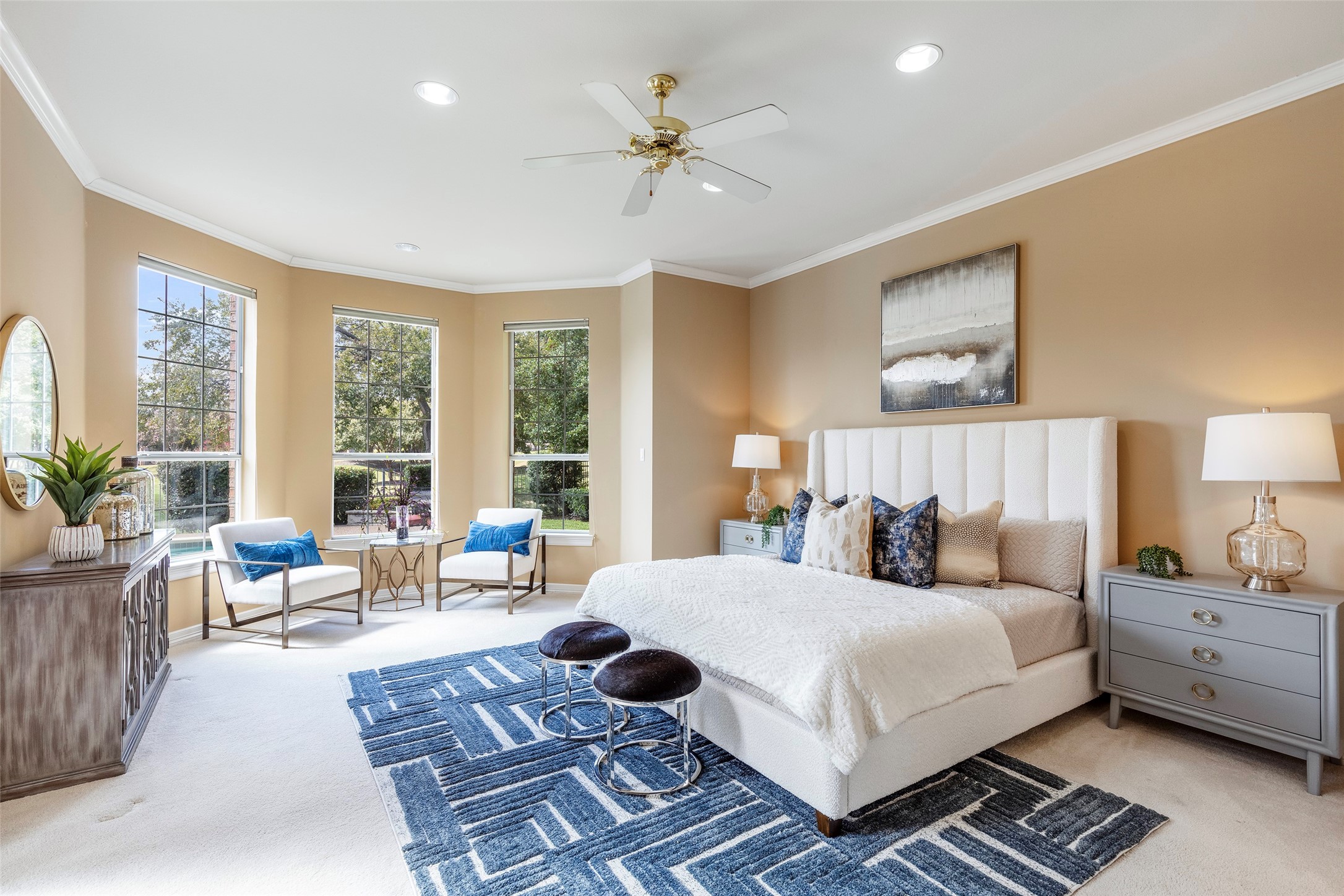 5524 Weatherby Lane