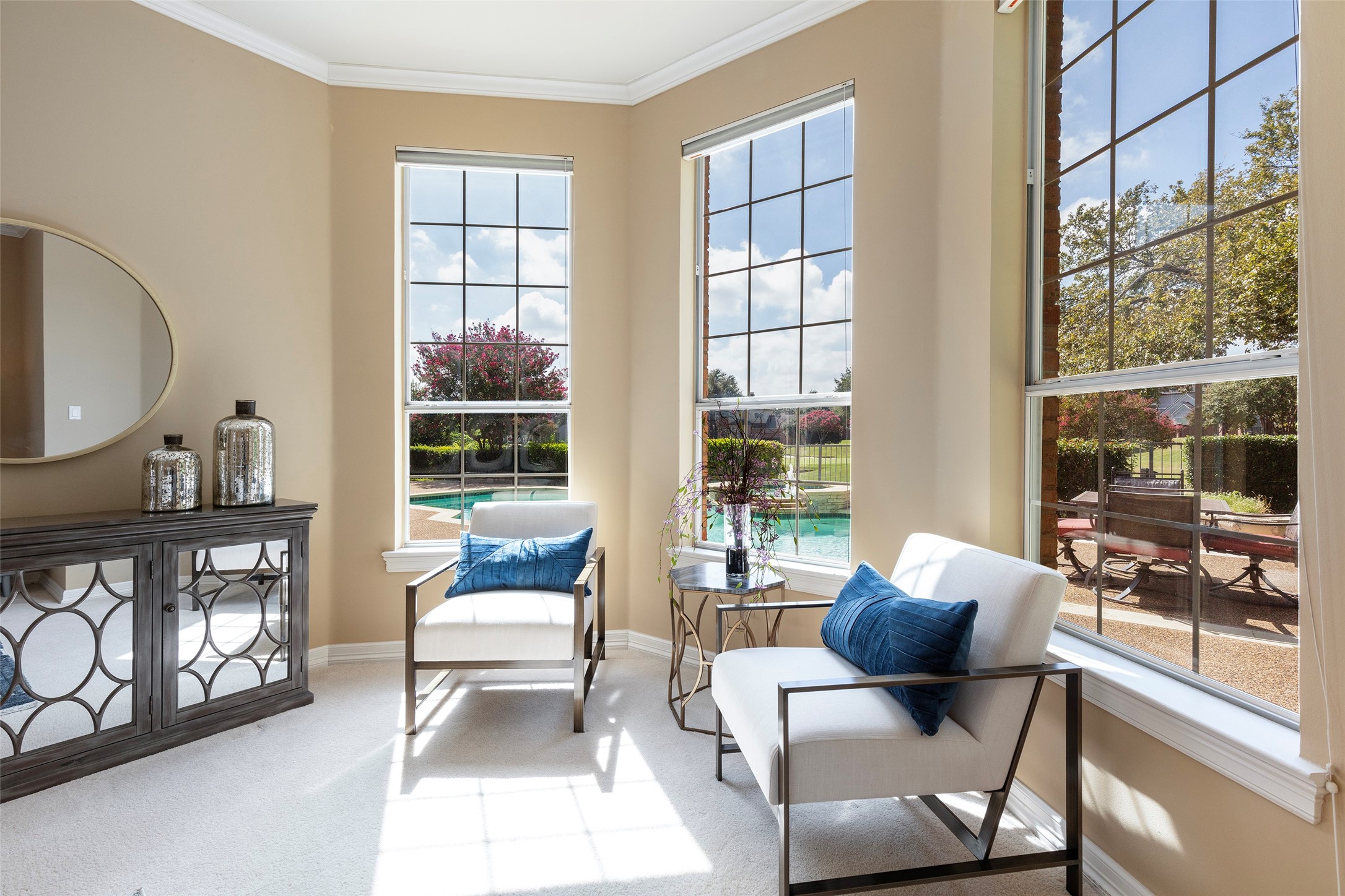 5524 Weatherby Lane