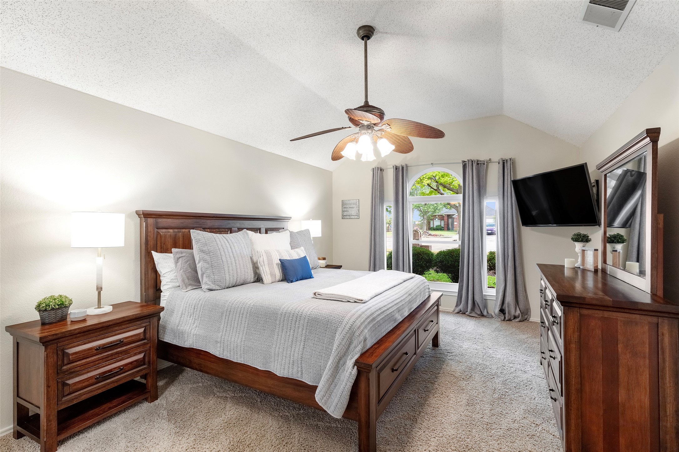 8504 Timber Crest Court