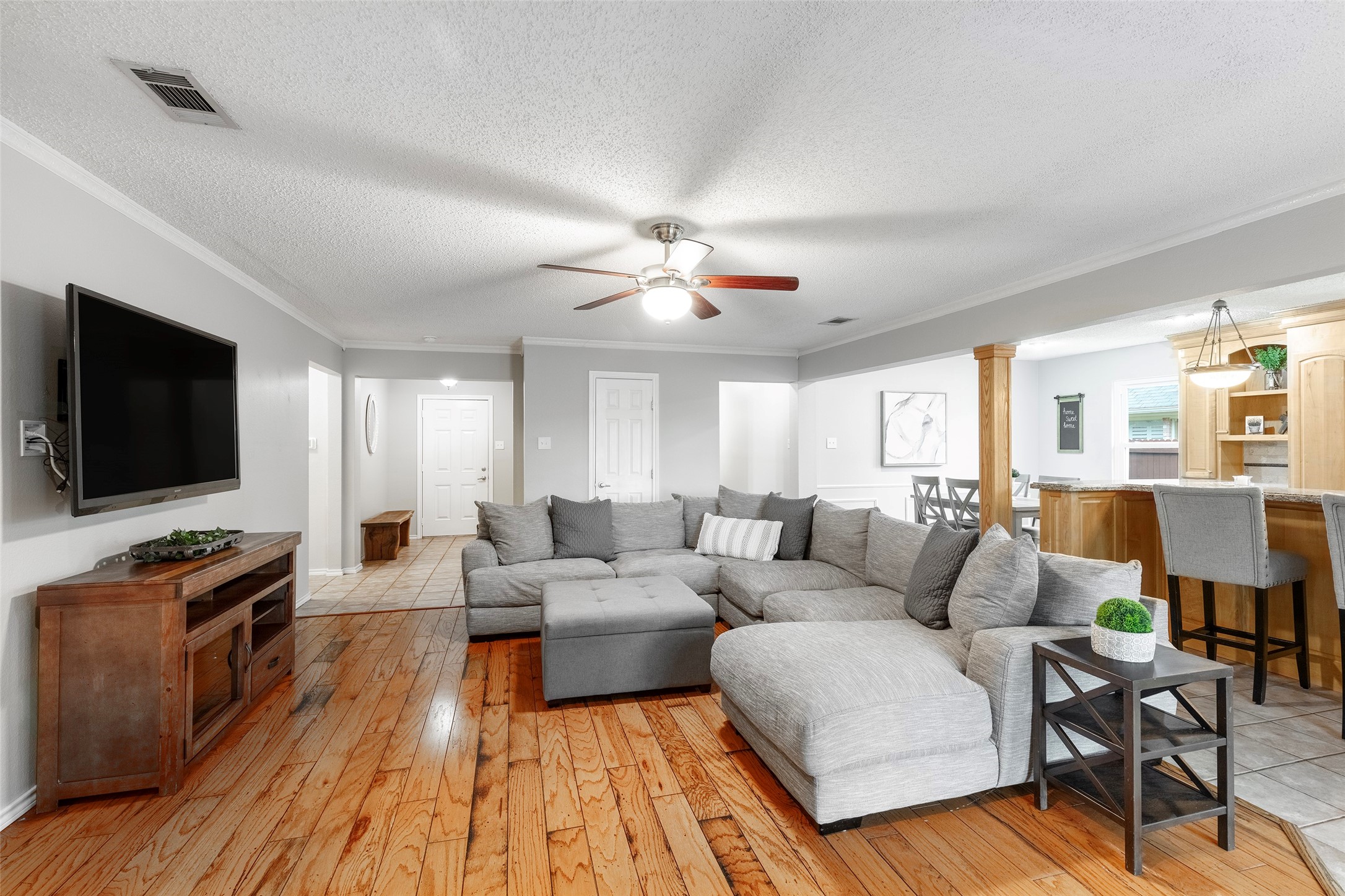 8504 Timber Crest Court