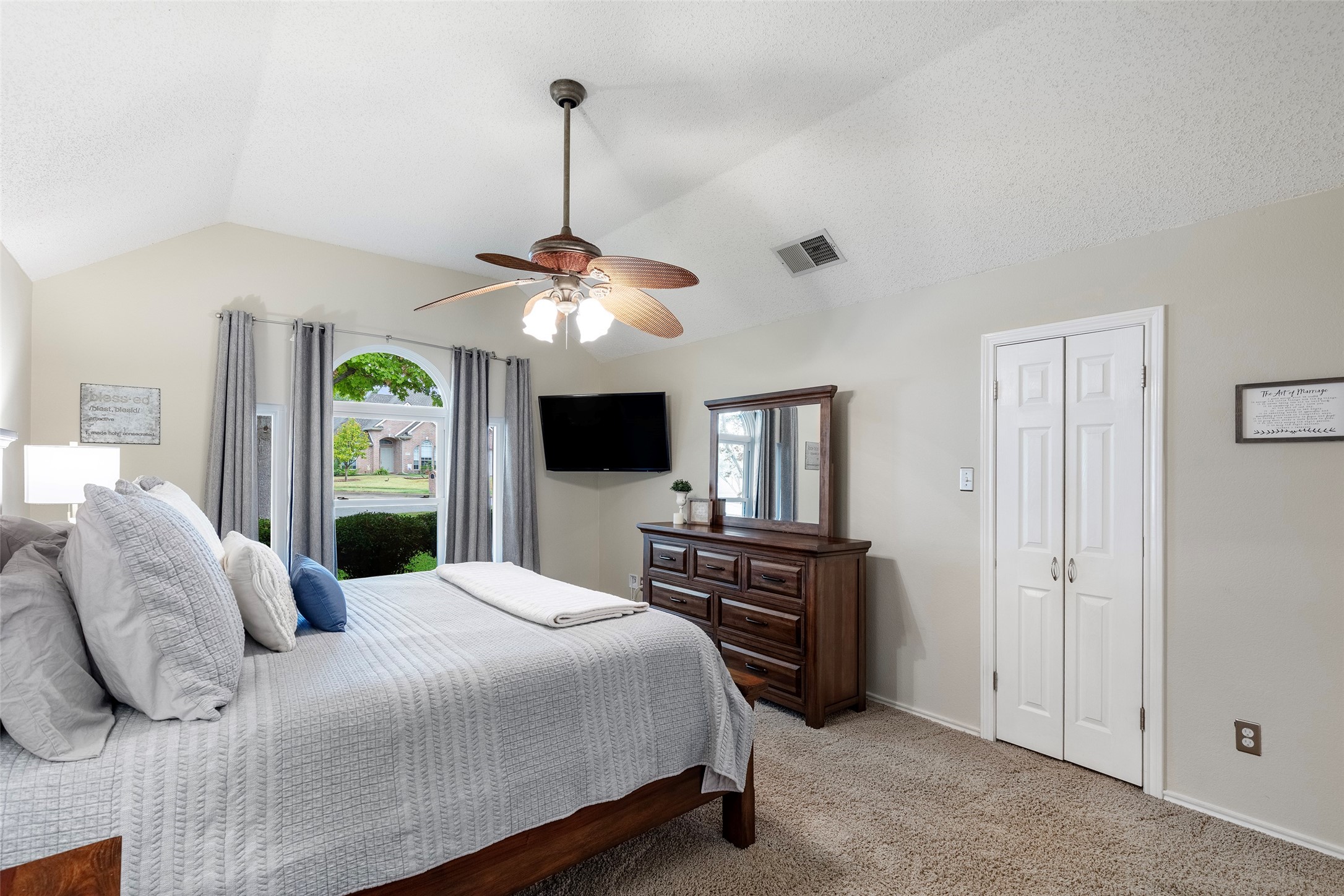 8504 Timber Crest Court