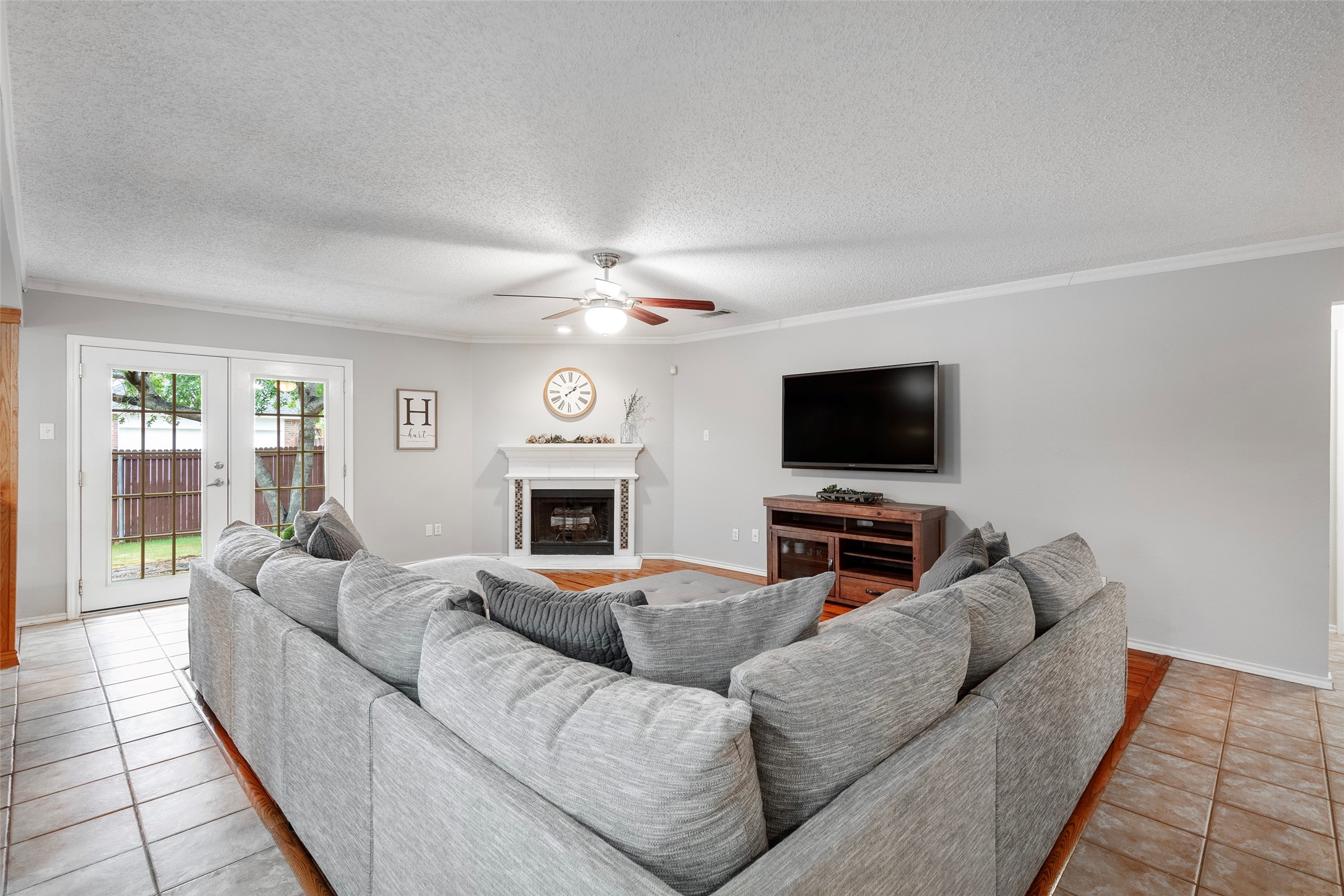 8504 Timber Crest Court