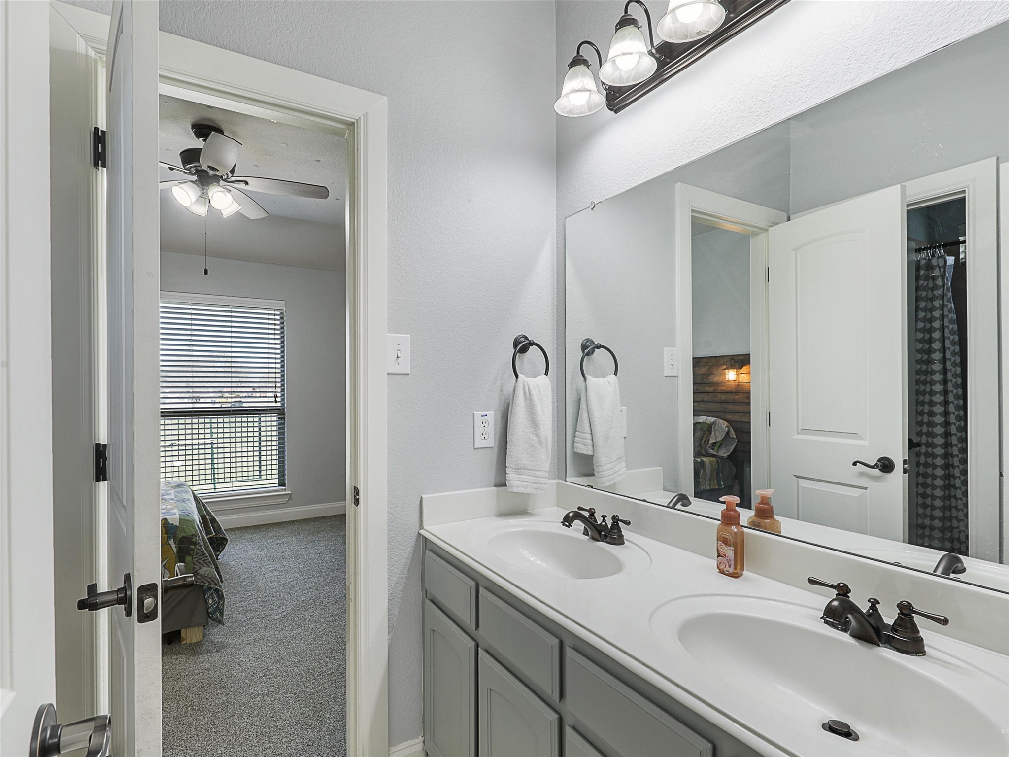 1741 Greenwood Court