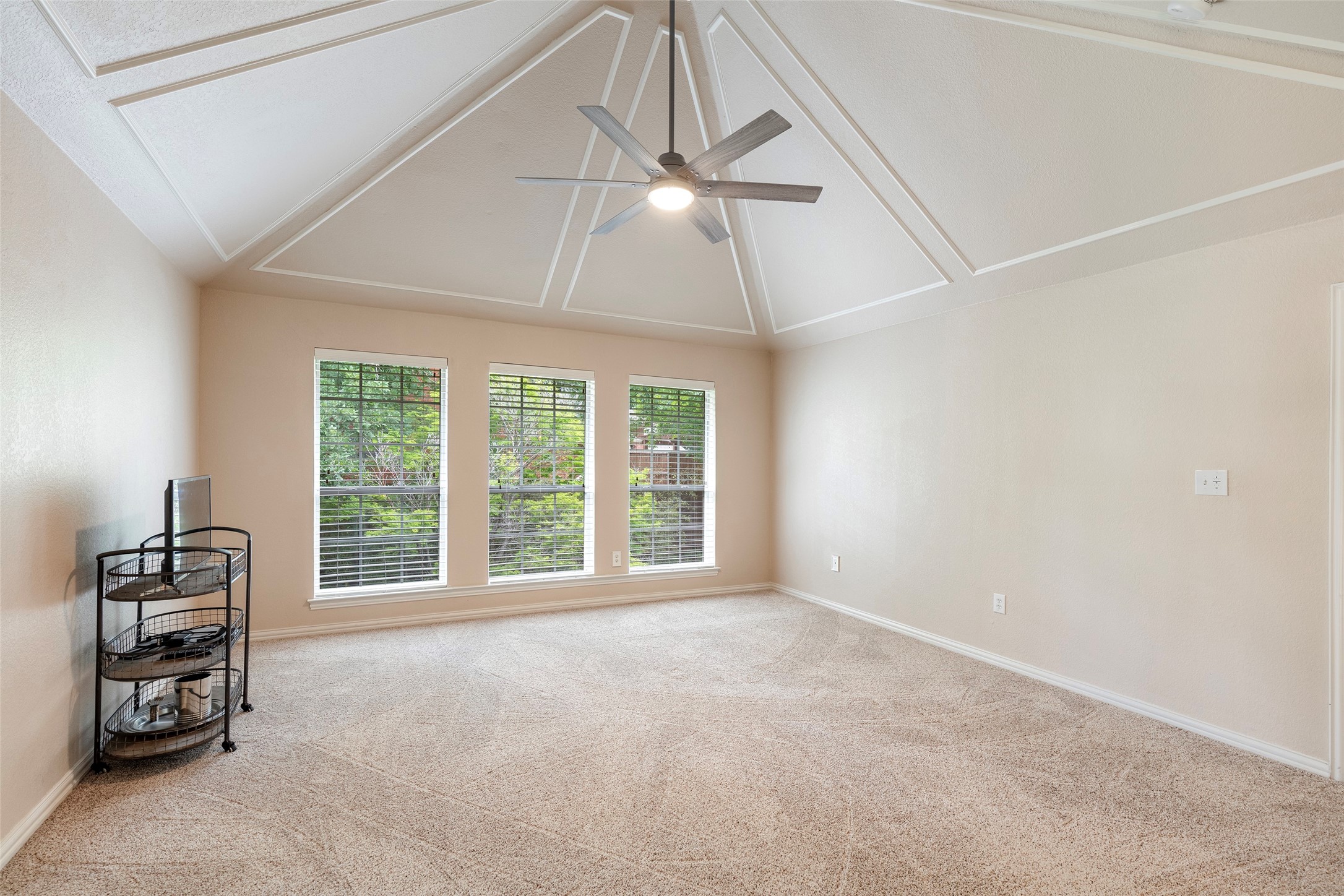 1413 Hunters Ridge Circle