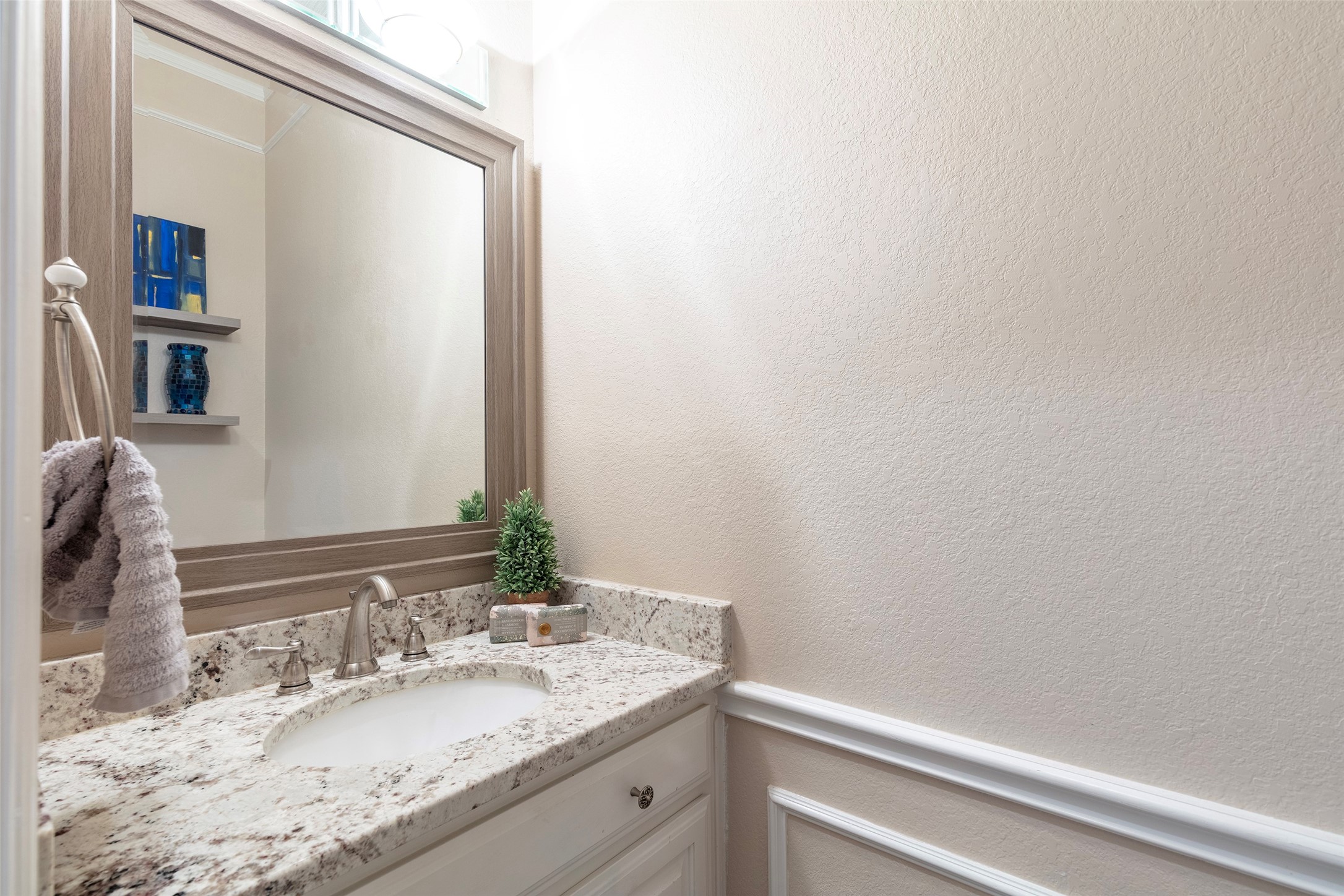 1413 Hunters Ridge Circle