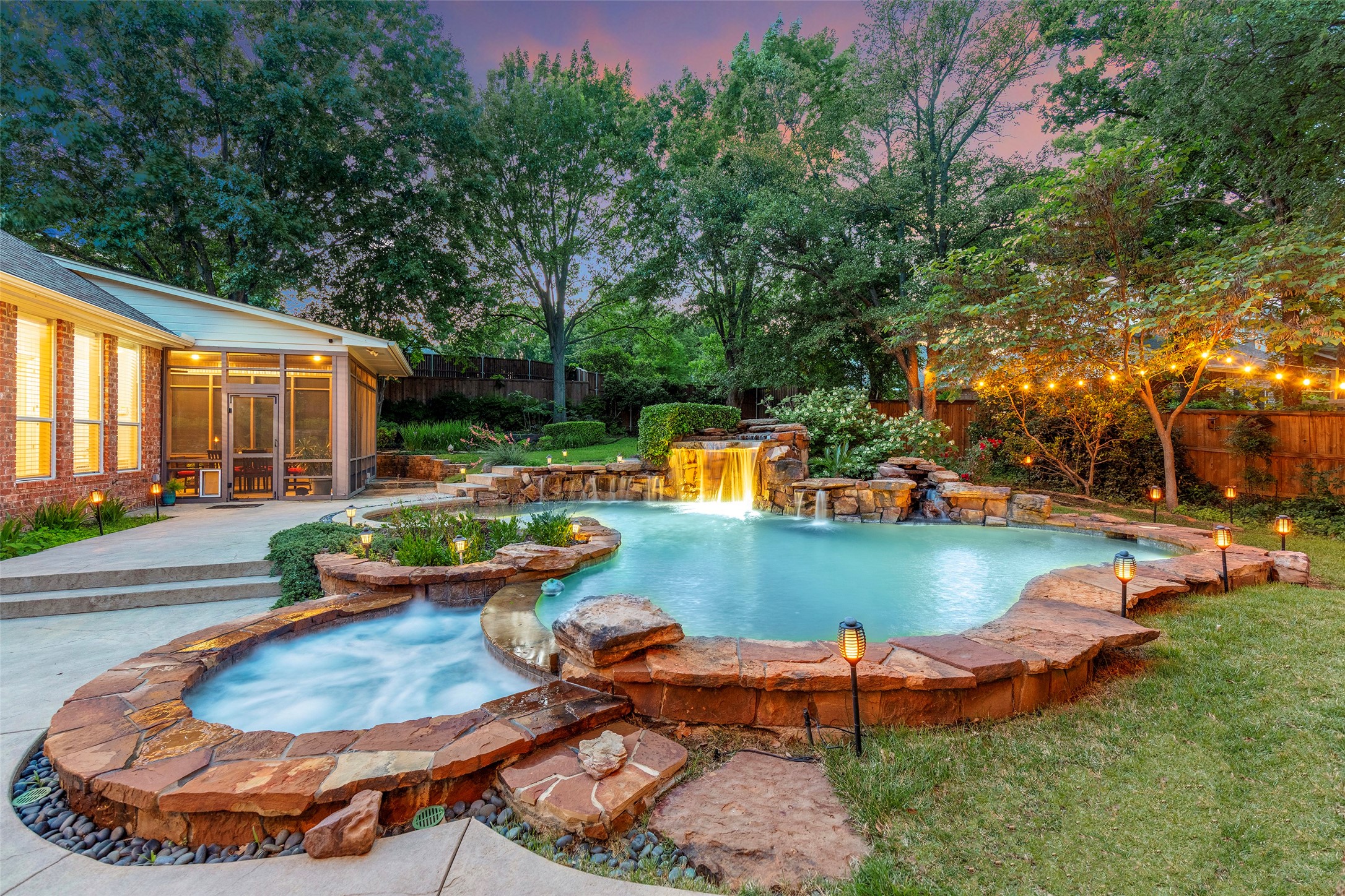 1413 Hunters Ridge Circle