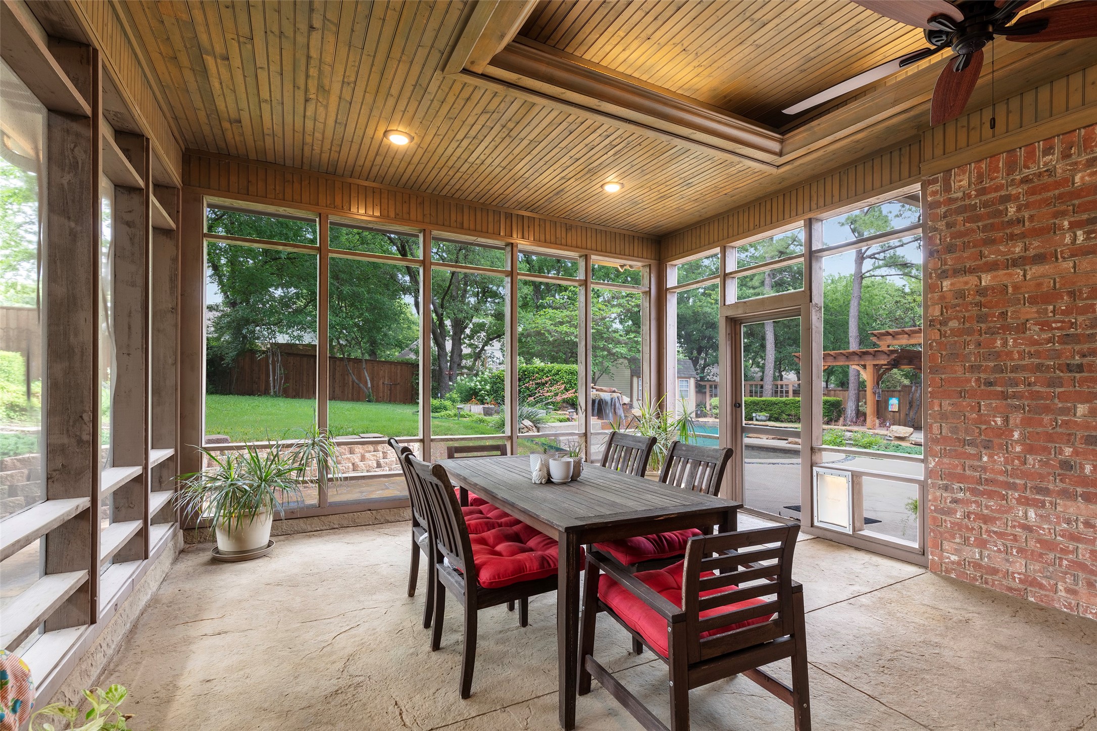 1413 Hunters Ridge Circle