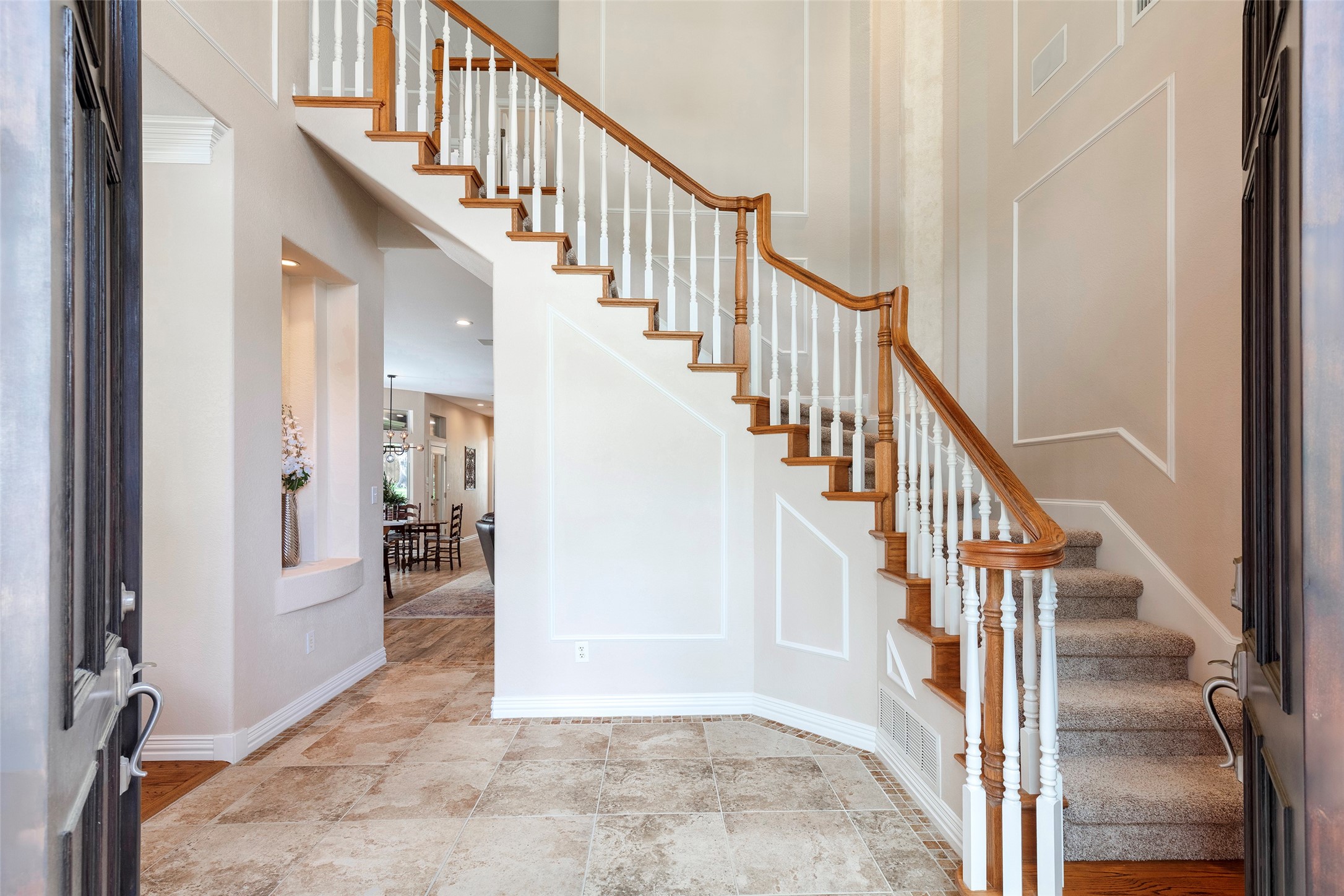 1413 Hunters Ridge Circle