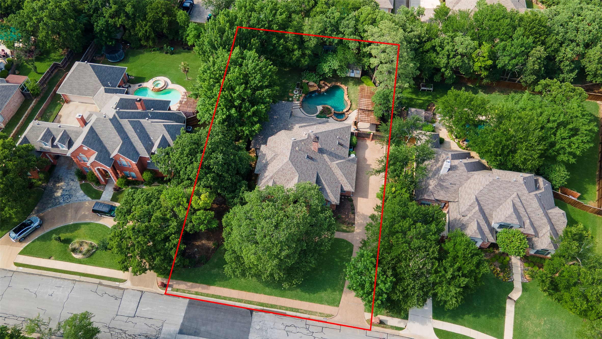 1413 Hunters Ridge Circle