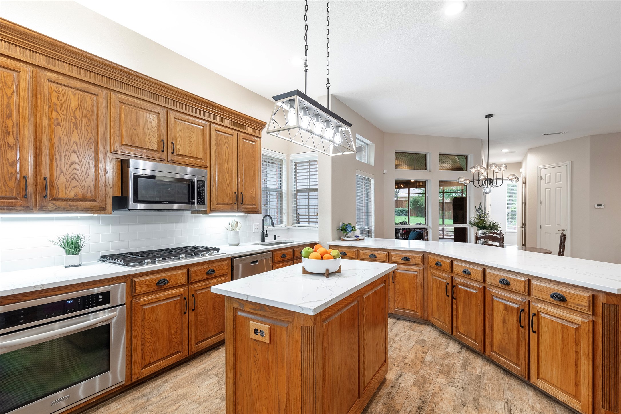 1413 Hunters Ridge Circle