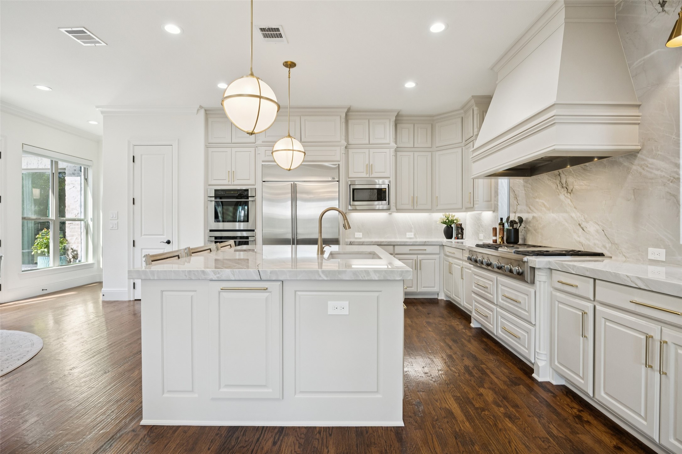 3713 Shady Creek Court