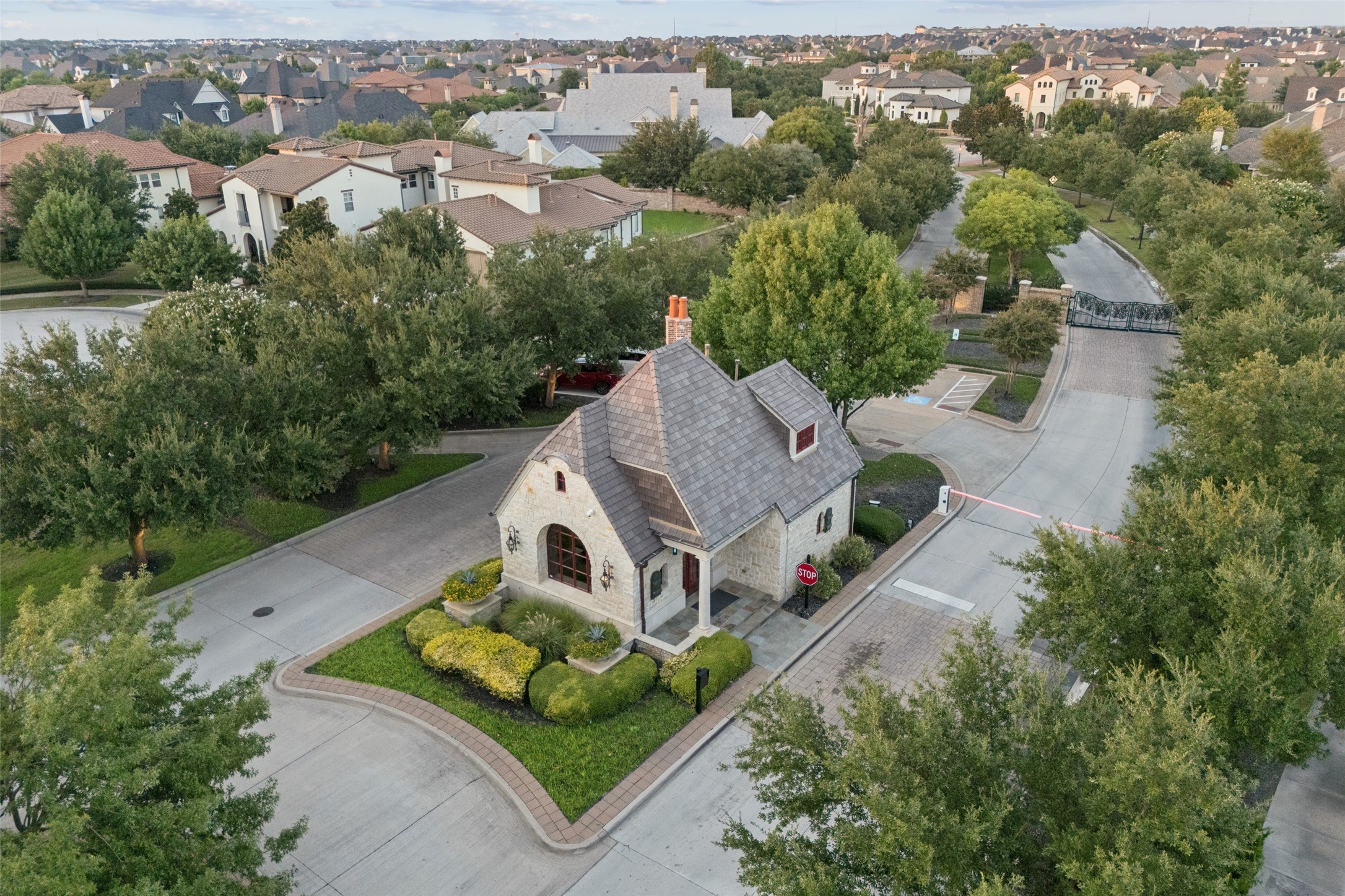 3713 Shady Creek Court