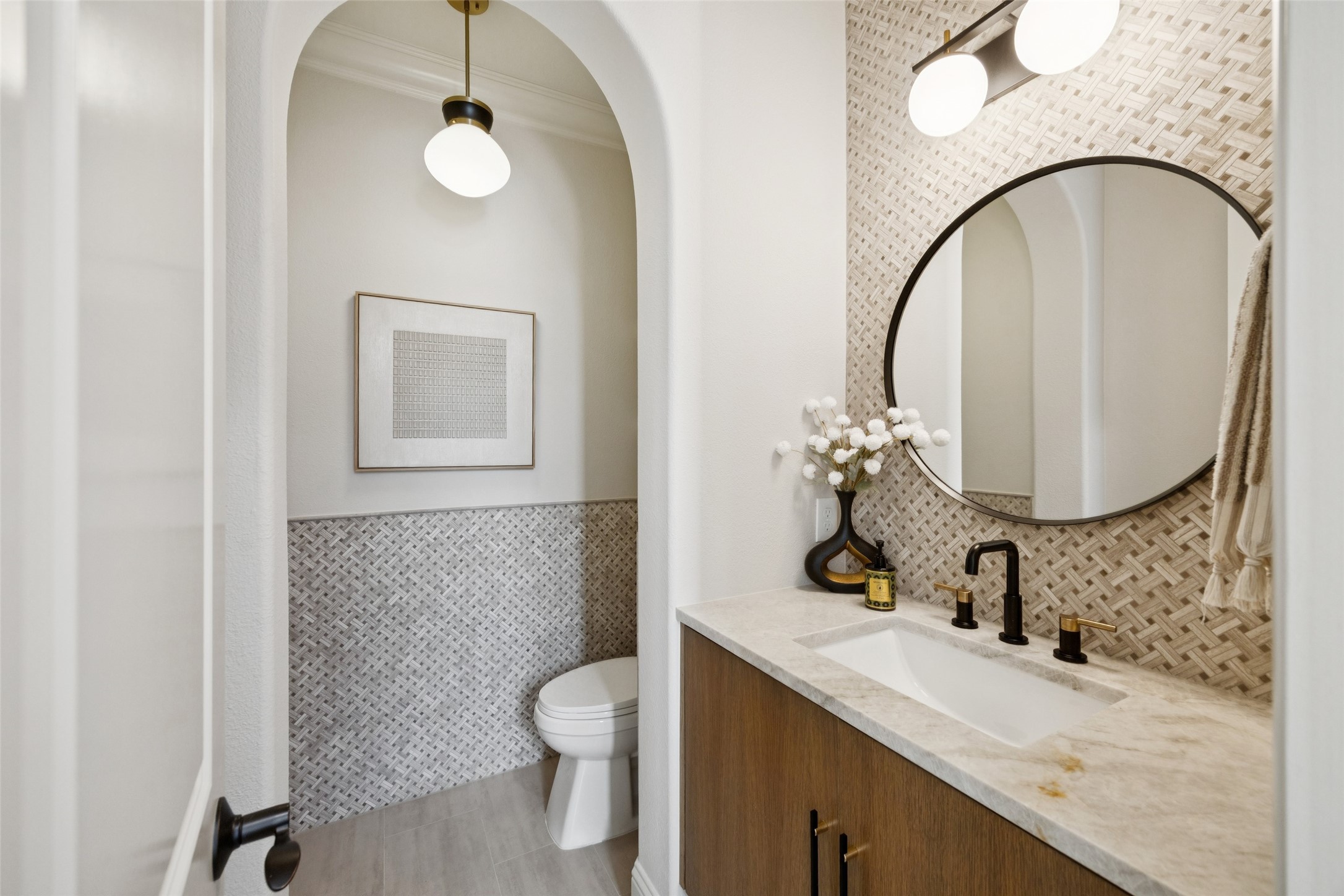 3713 Shady Creek Court