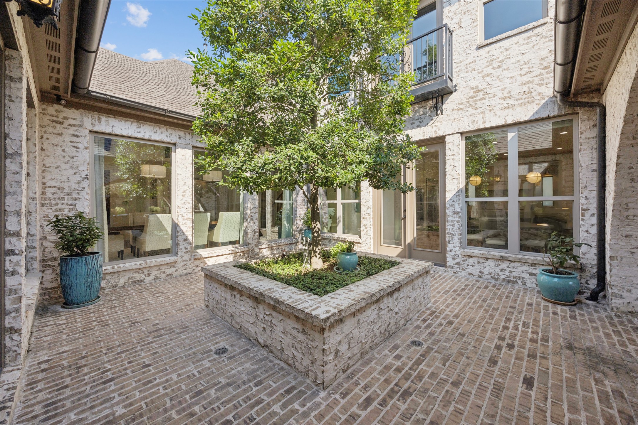 3713 Shady Creek Court