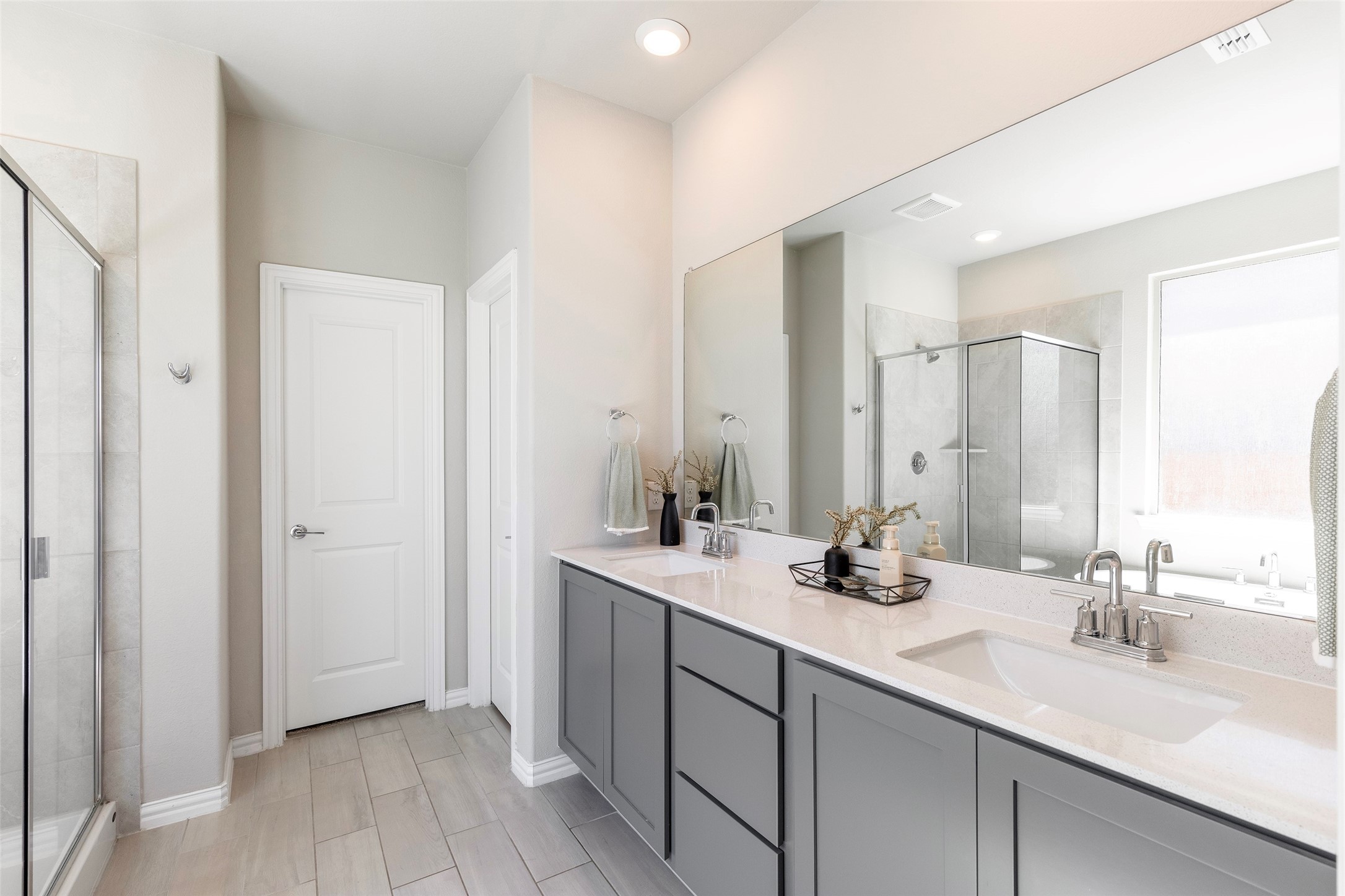 1106 Sassafras Drive