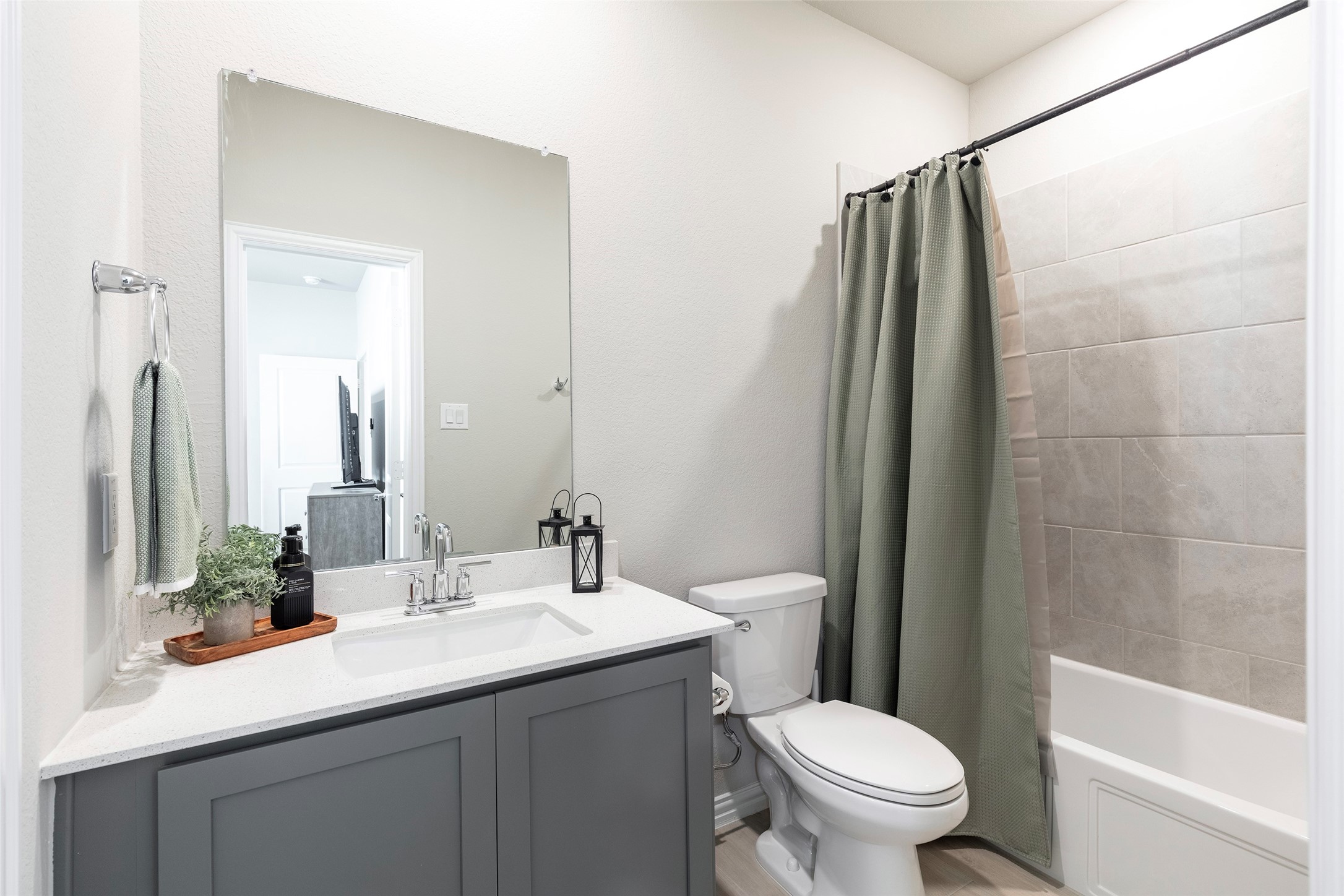 1106 Sassafras Drive