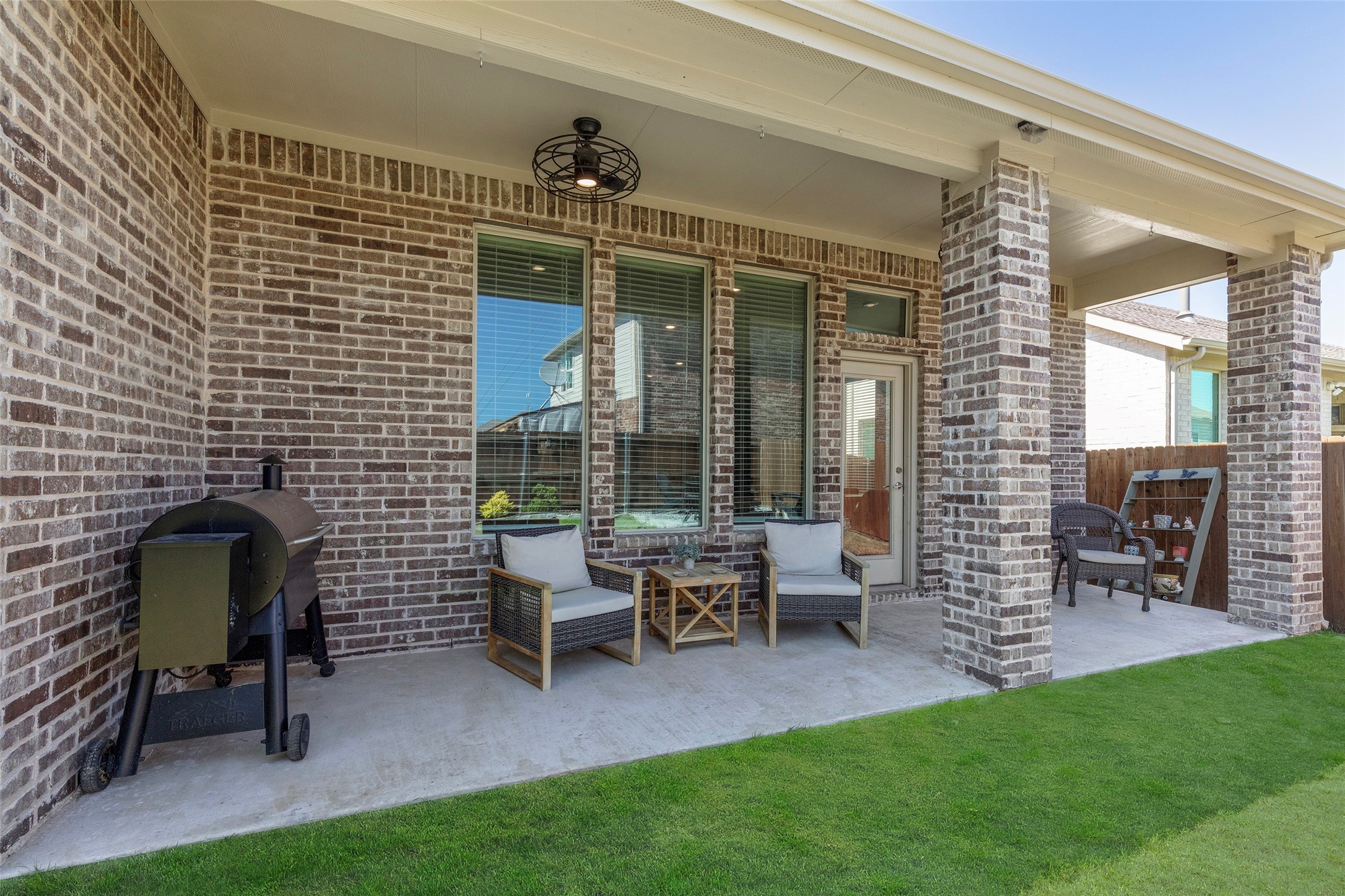 1106 Sassafras Drive