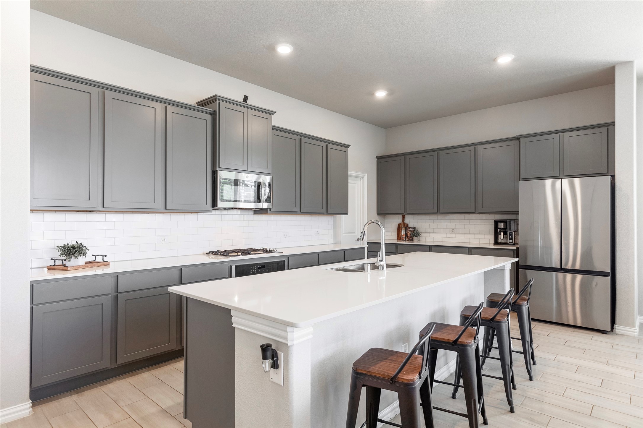 1106 Sassafras Drive