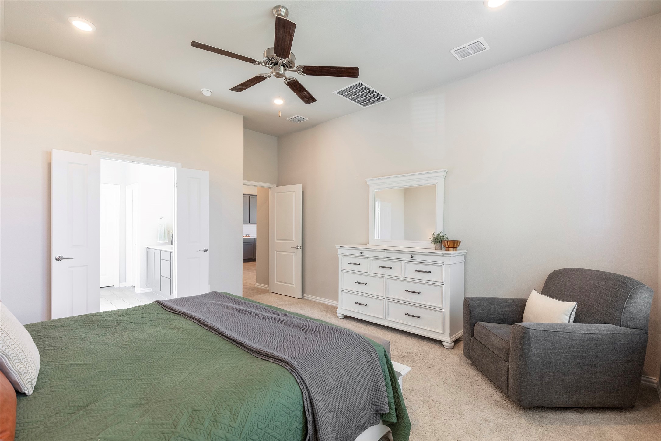 1106 Sassafras Drive