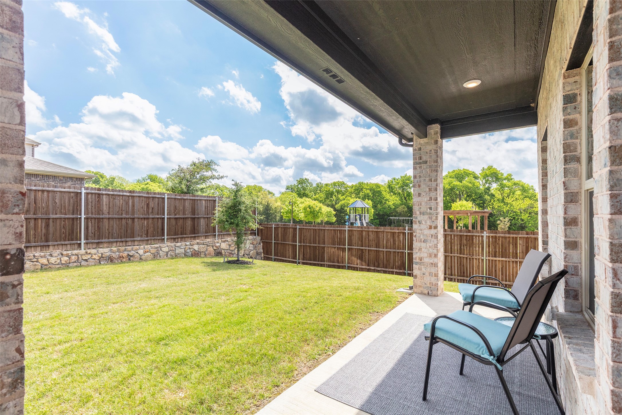 1504 Cobblestone Road