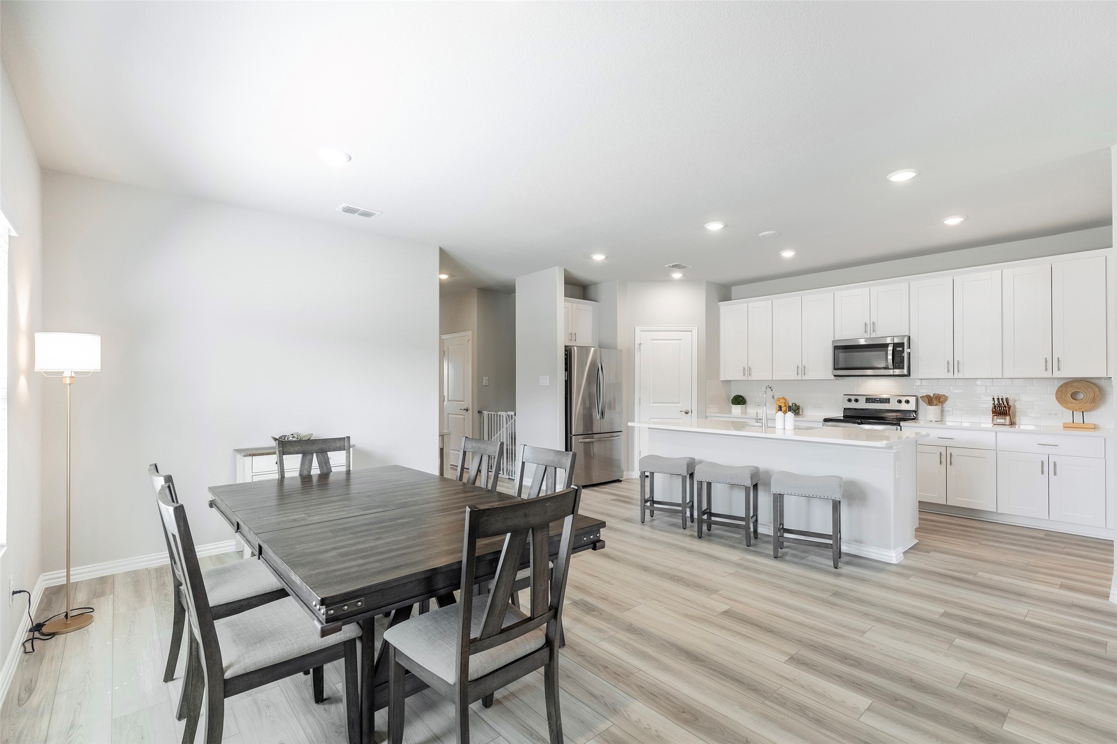 1504 Cobblestone Road