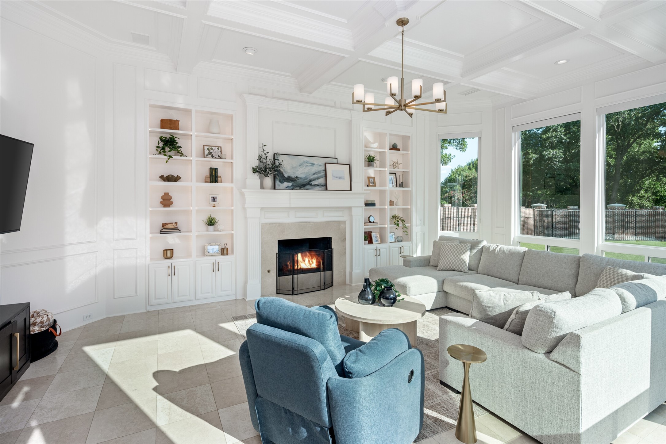 2600 Redding Drive