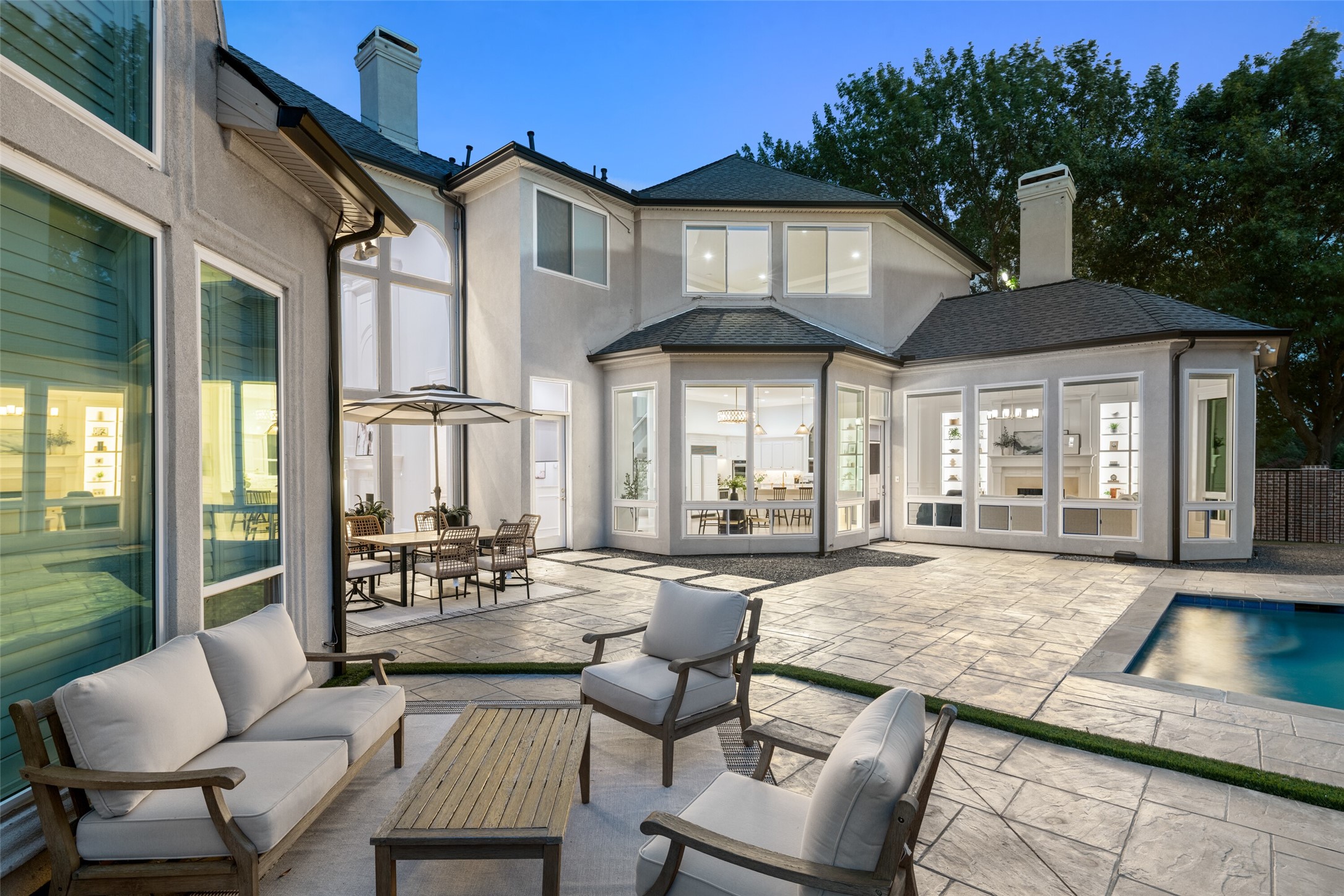 2600 Redding Drive