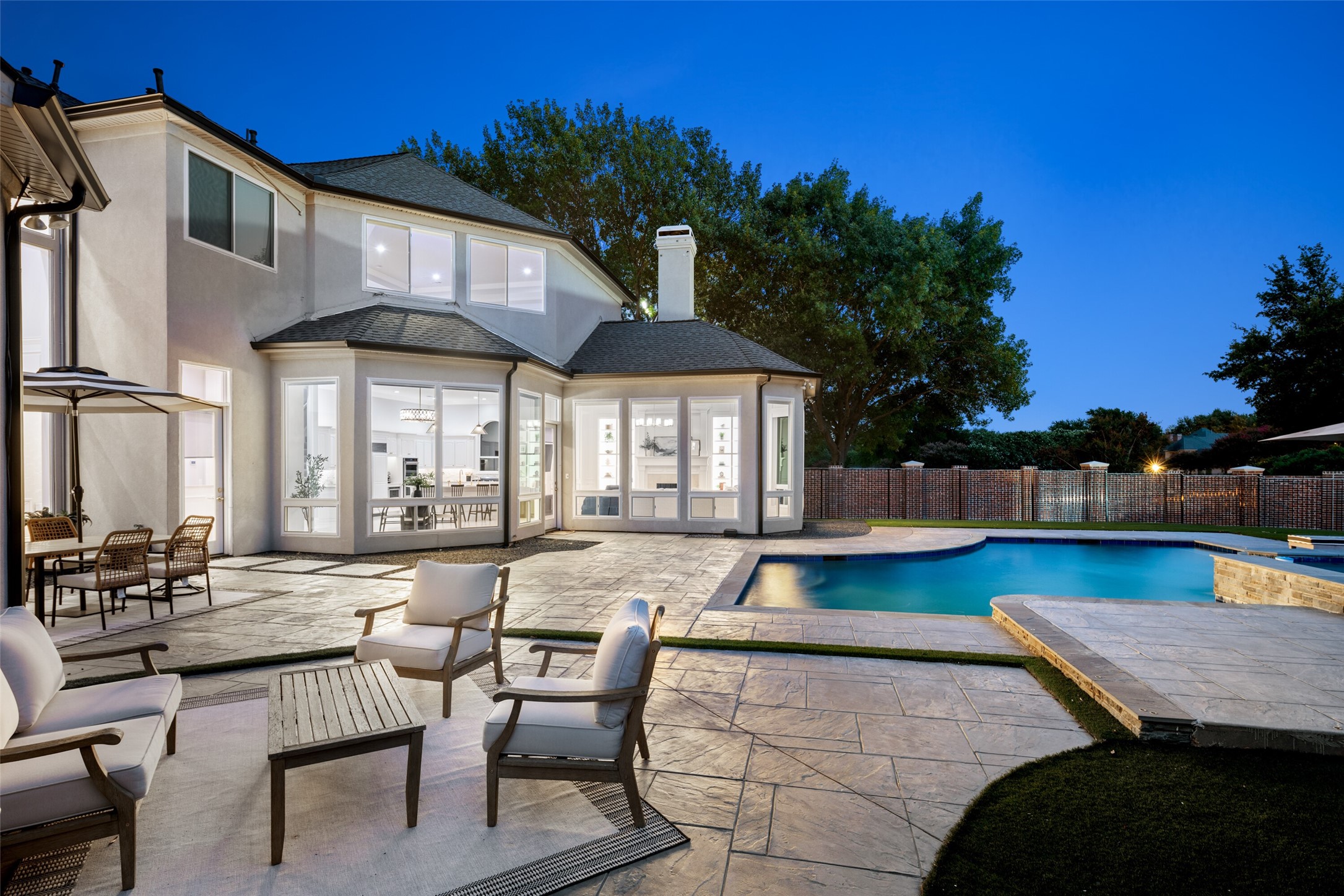 2600 Redding Drive