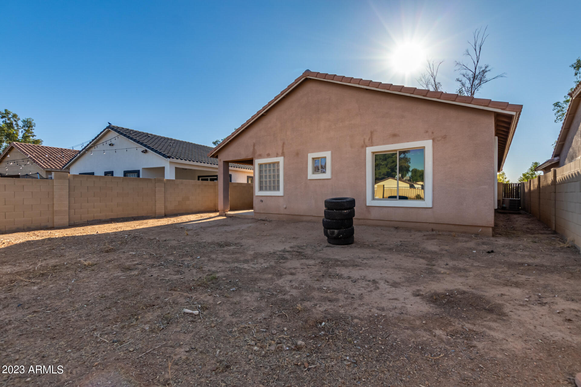3217 N 68TH Avenue