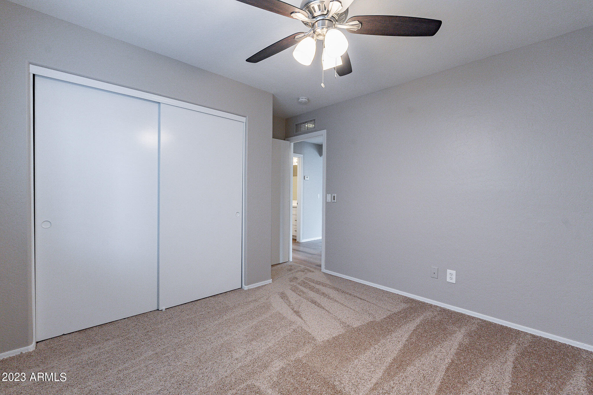 11422 W LOCUST Lane