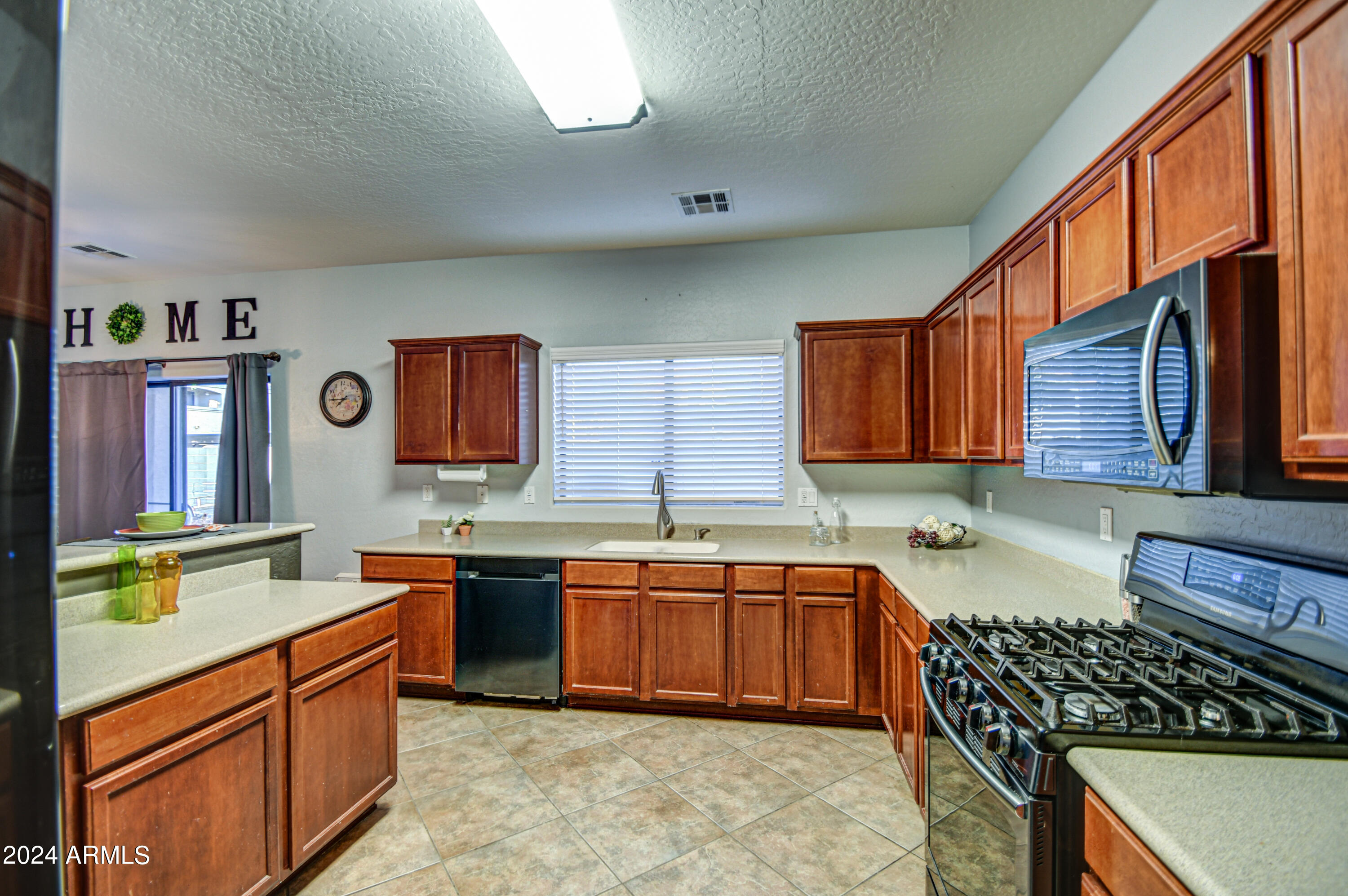 84 N SOUTHFORK Drive